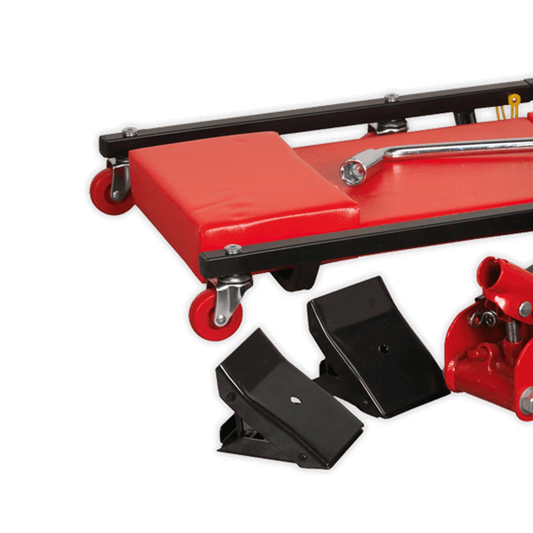 Sealey Lifting Kit 2t (Inc Jack,Axle Stands,Creeper,Chocks,Wrench)
