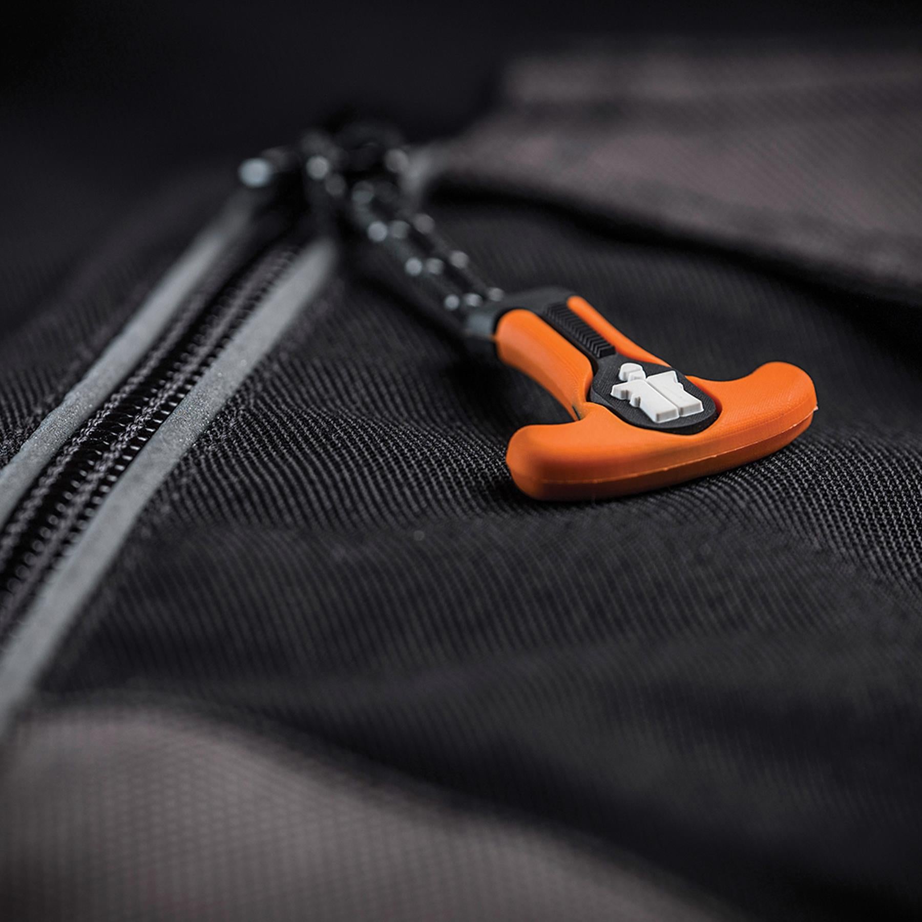 Trade Short Black Size 40" W Ykk Zipped Fly. 65% Polyester, 35% Cotton, 250gsm.