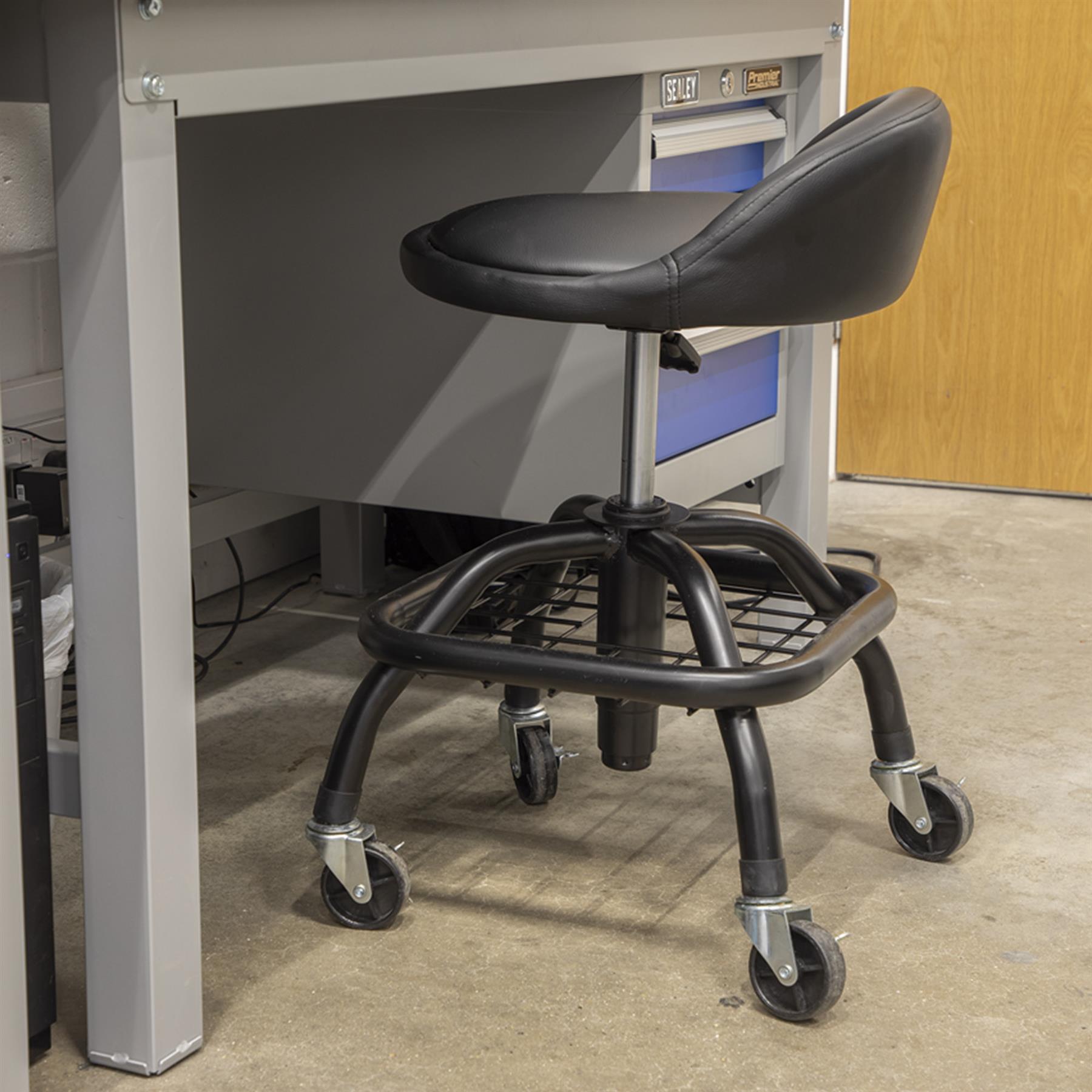 Sealey Creeper Stool Pneumatic w/ Adj. Ht. Swivel Seat & Back Rest