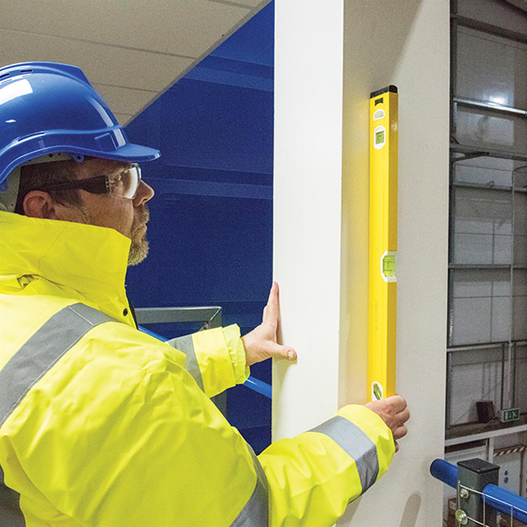 Spirit Level 600mm Measure Angles DIY ribbed sides for strength & accuracy