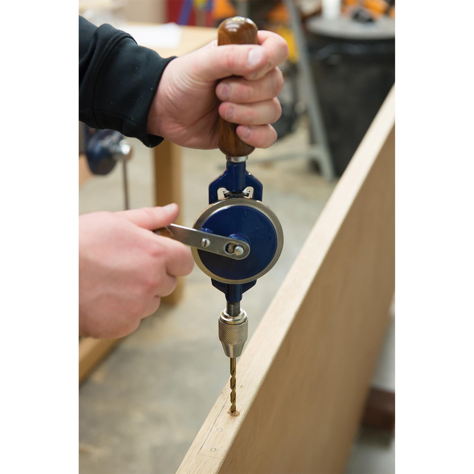 Double Pinion Hand Drill 290mm Hardwood Handles Fitted With Hand Tightened Chuck