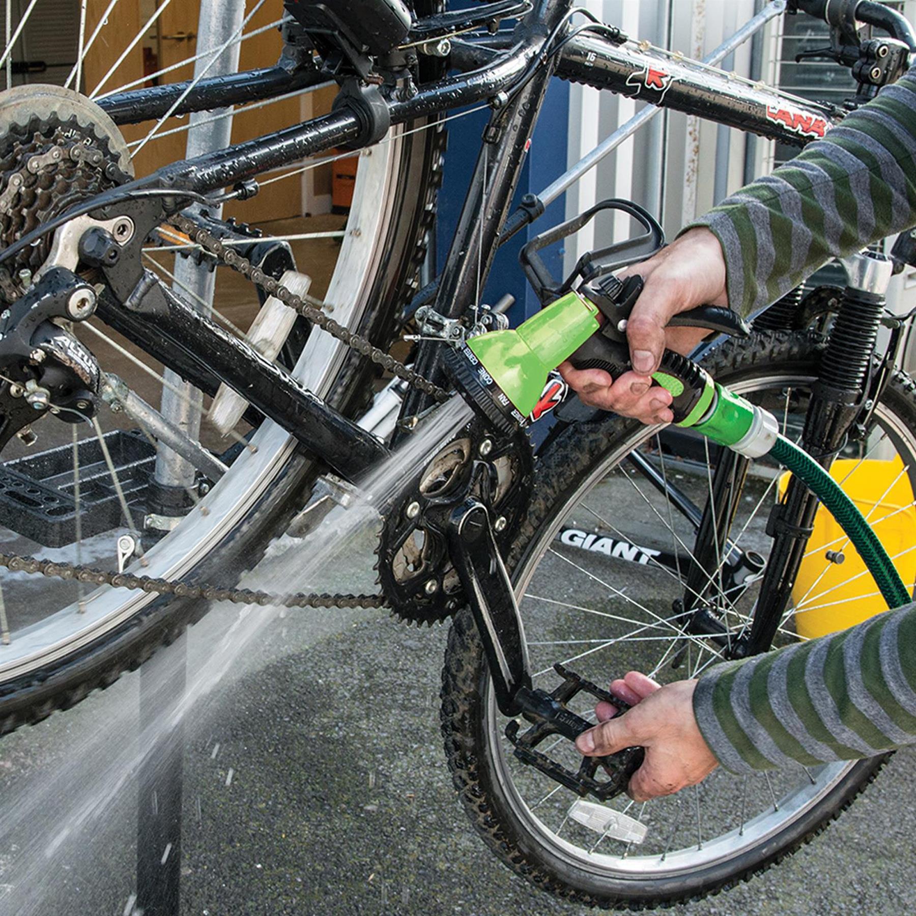 Rubber Grip Adjustable Head Garden Hose Spray Gun