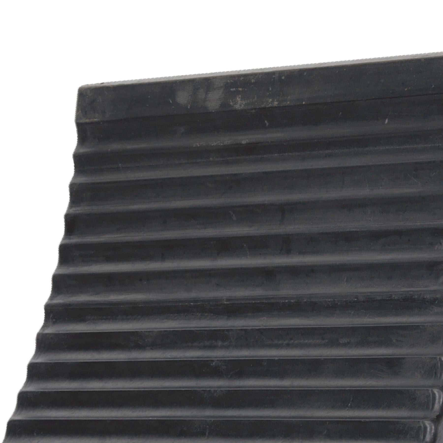 Heavy-Duty Rubber Wheel Chock 12kg - Single nylon reinforced rubber Sealey