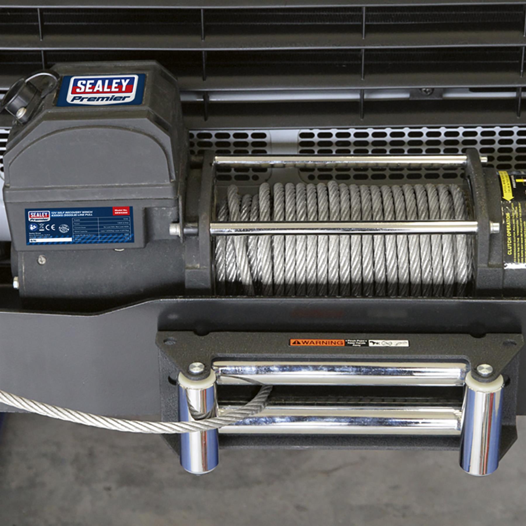 Sealey Self Recovery Winch 4300kg (9500lb) Line Pull 12V
