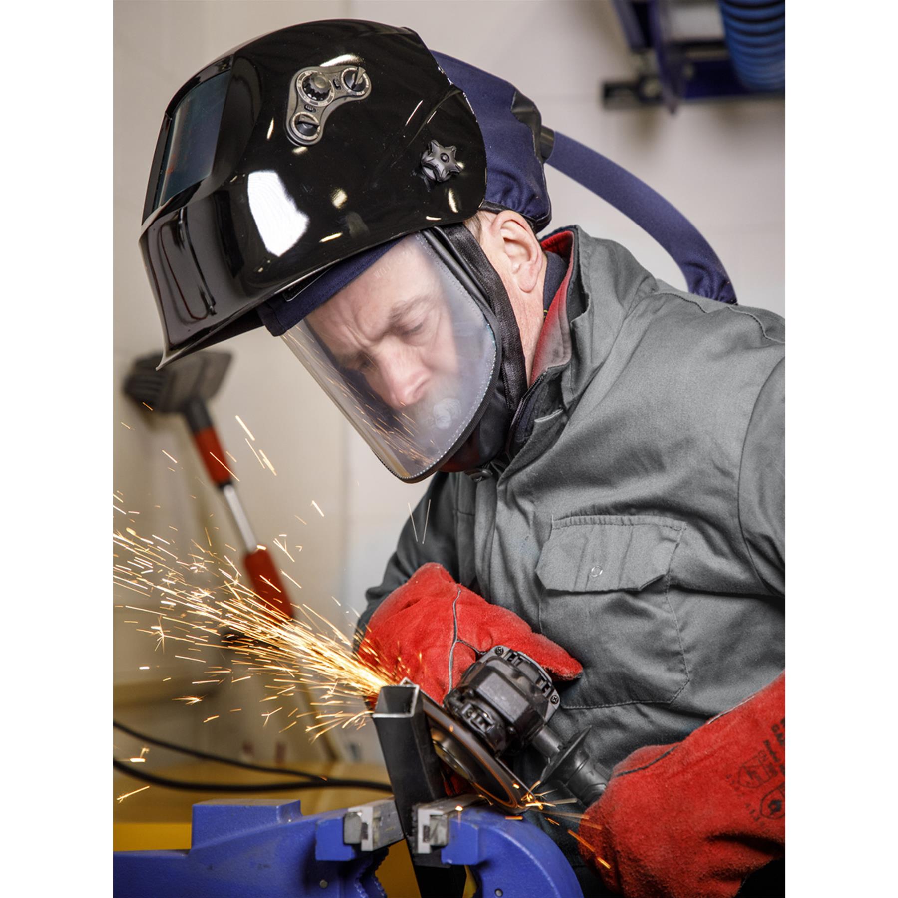 Sealey Welding Helmet with Powered Air Purifying Respirator (PAPR)