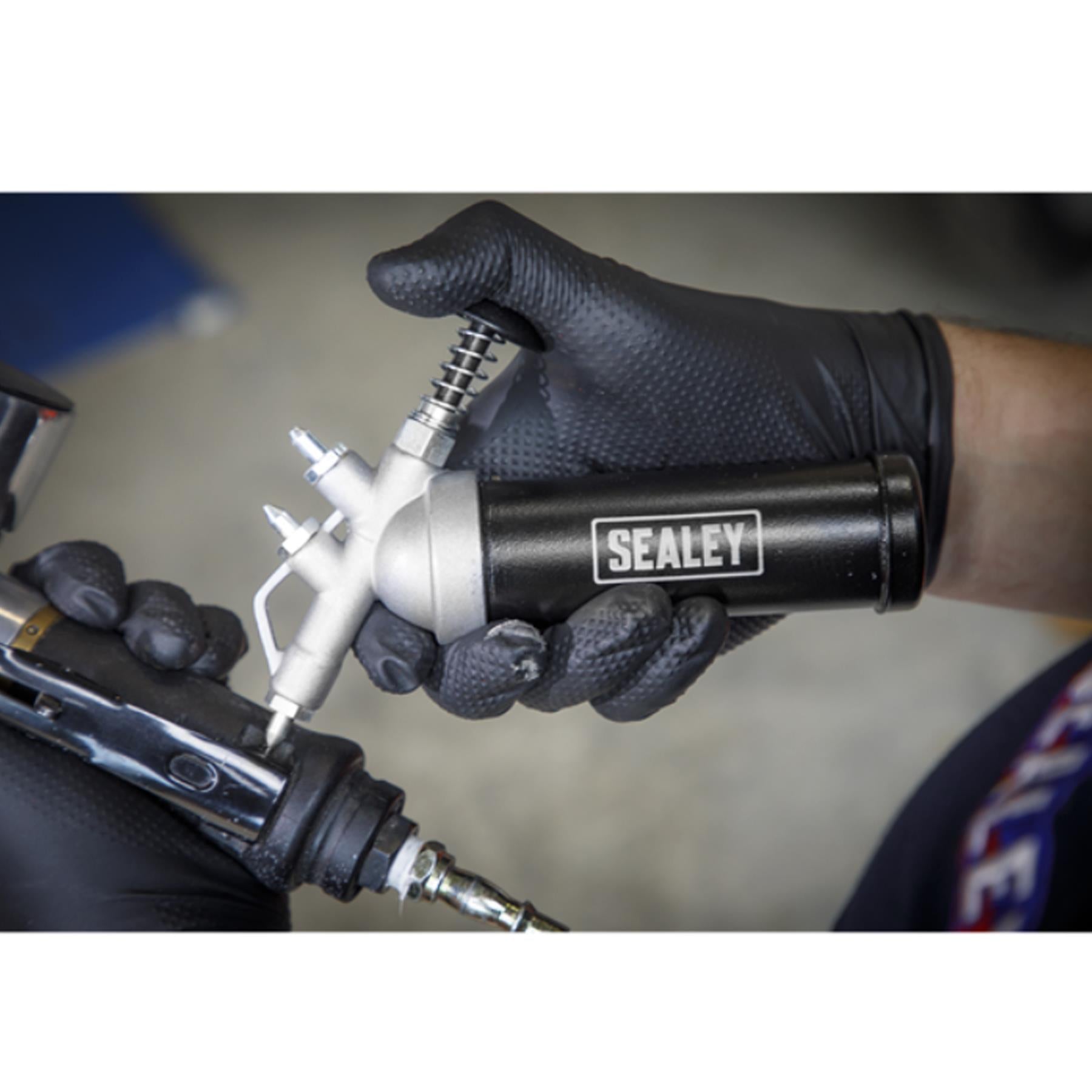 Sealey Push Type Mini Grease Gun With 0.7mm, 1.0mm and 1.4mm Nozzles