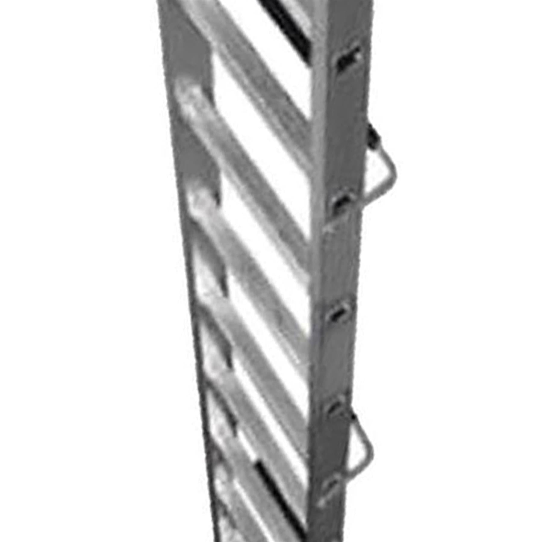 Dapetz PRO 18 Rung Roof Ladder 5.6m, With Steel Ridge Hooks, Single Section
