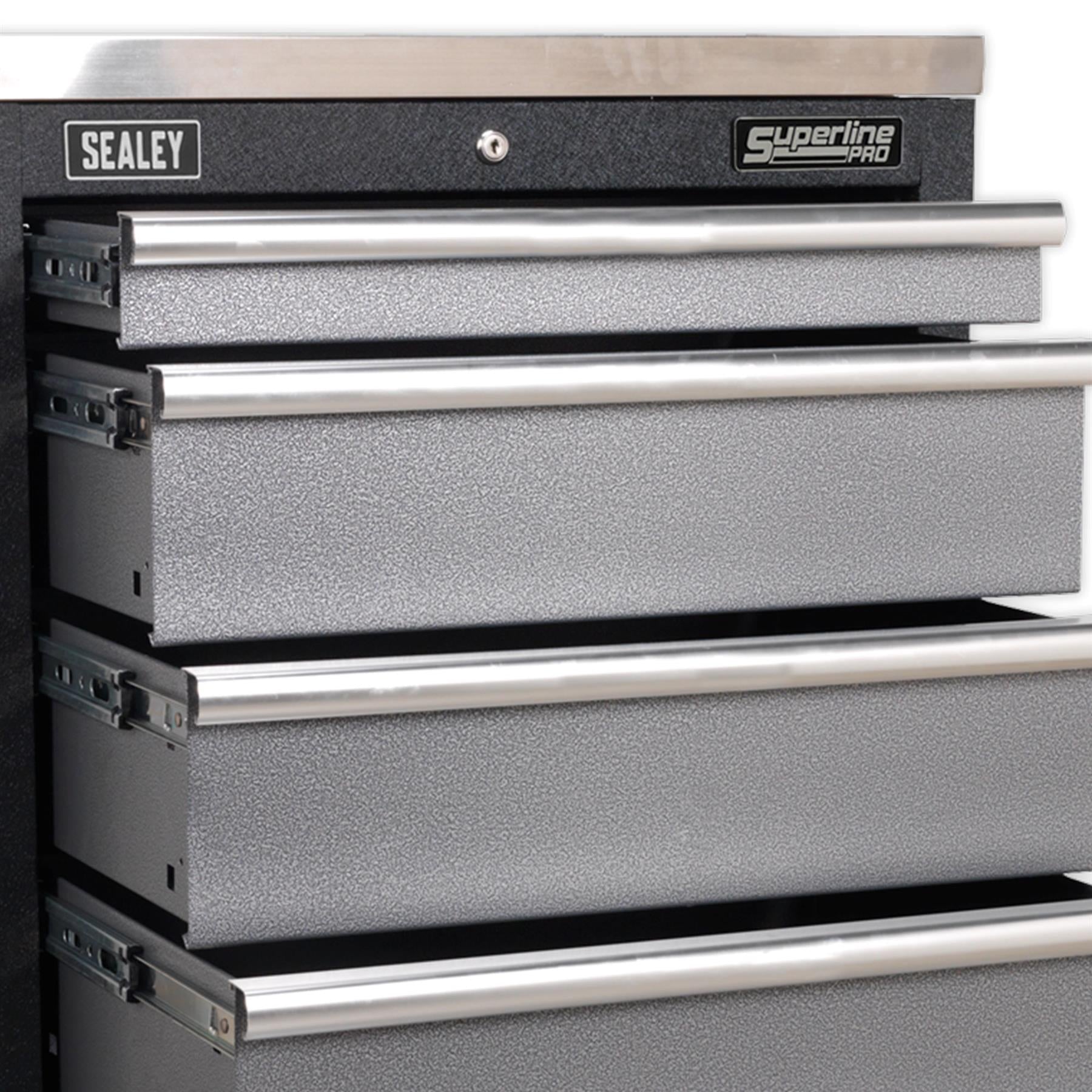 Sealey Modular 5 Drawer Cabinet High Quality lock with two keys. 680mm