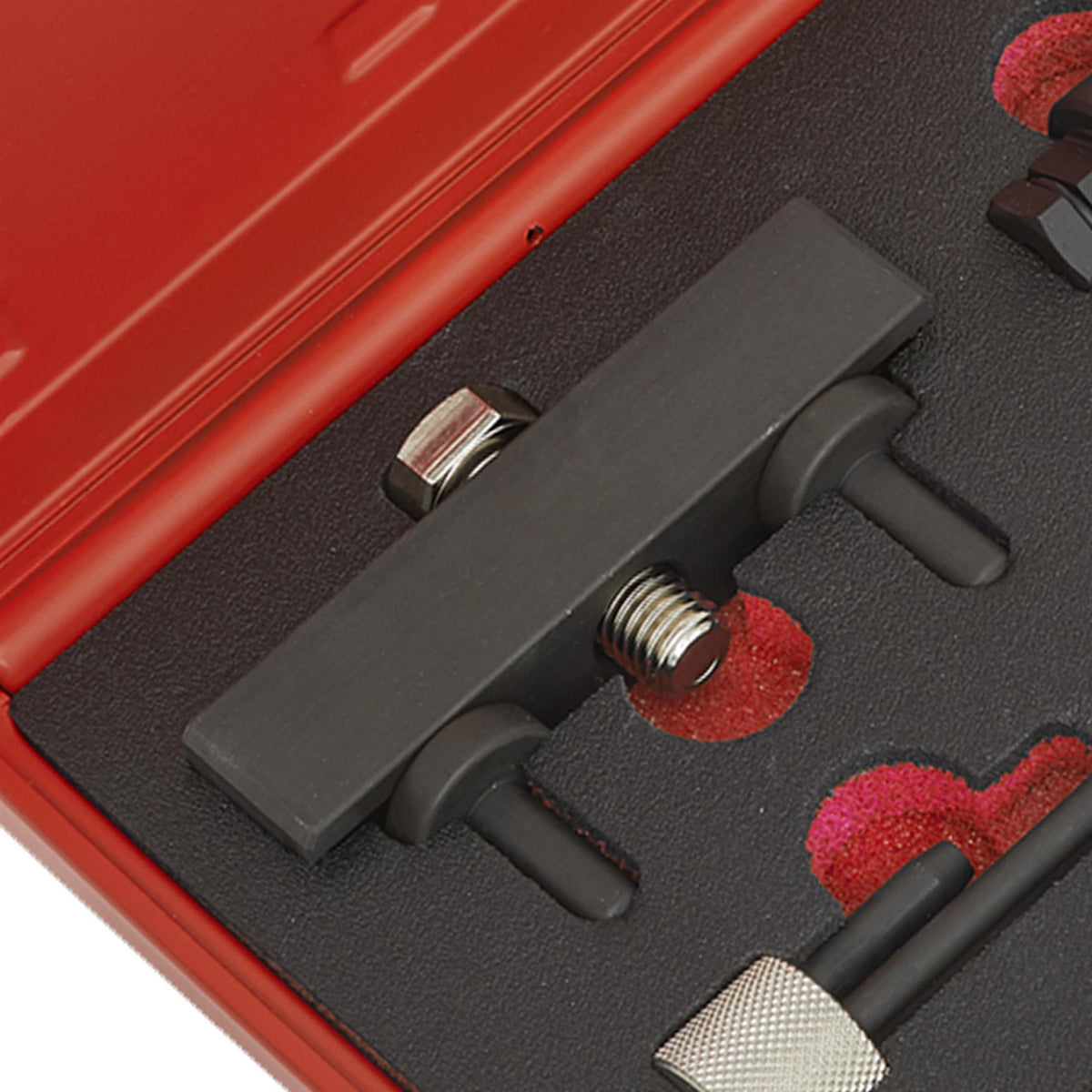 Fuel Pump Drive Belt Kit VAG 2.7D, 3.0D. fuel pump into its timed po