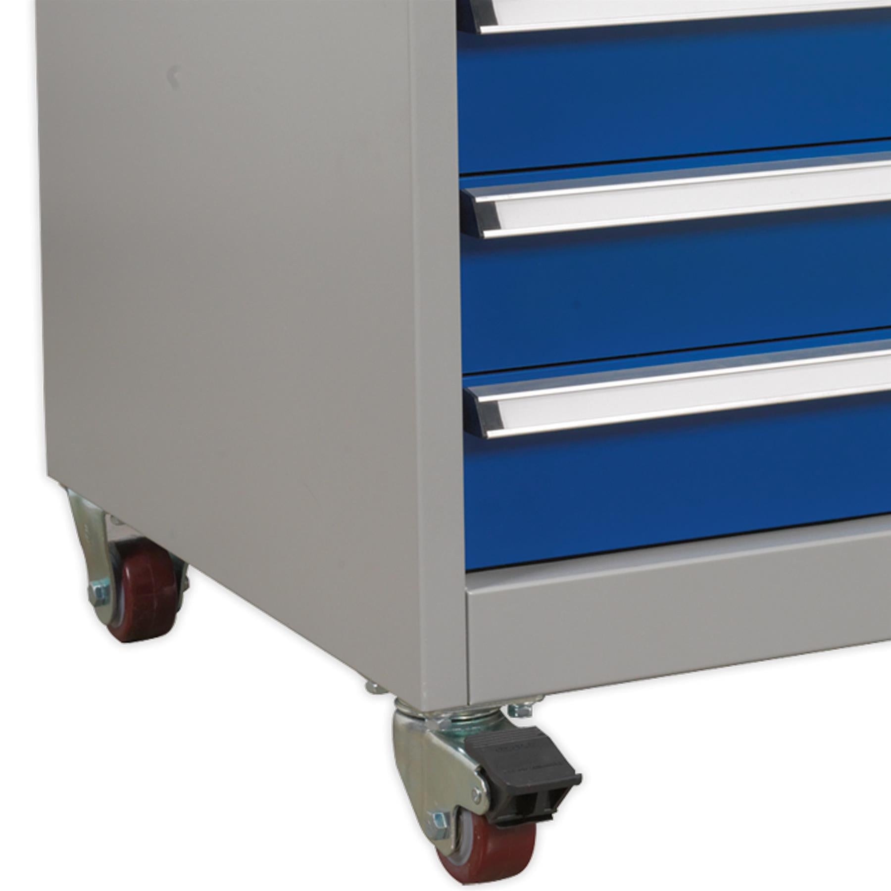 Sealey Mobile Industrial Cabinet 5 Drawer with a load bearing of up to 40kg.