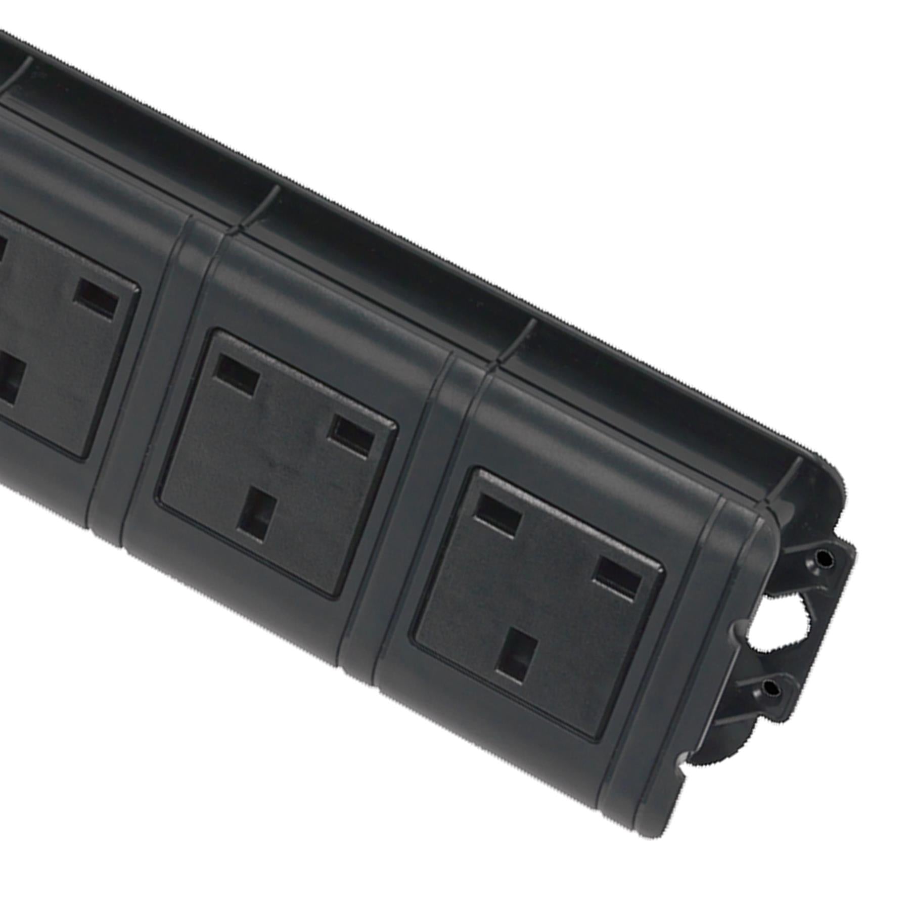 Sealey Extension Cable 2.6m 4 x 230V + 2 x USB Sockets - Black