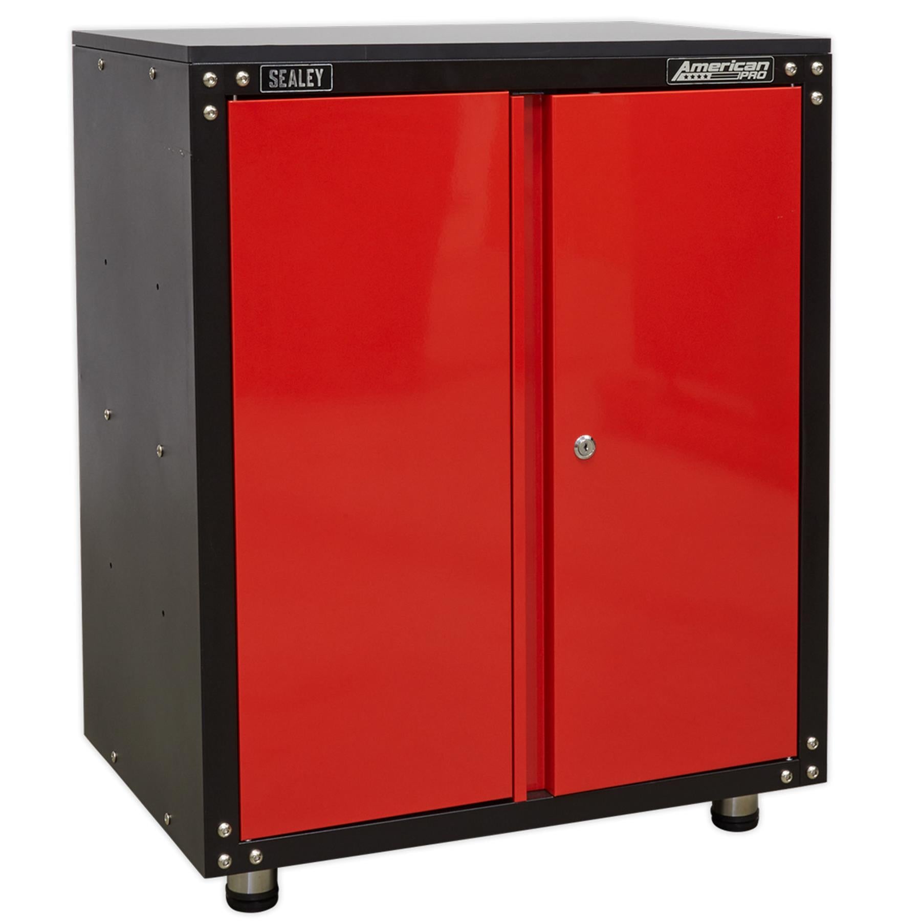 Sealey American Pro 3.3m Storage System supplied with a lock and two keys.