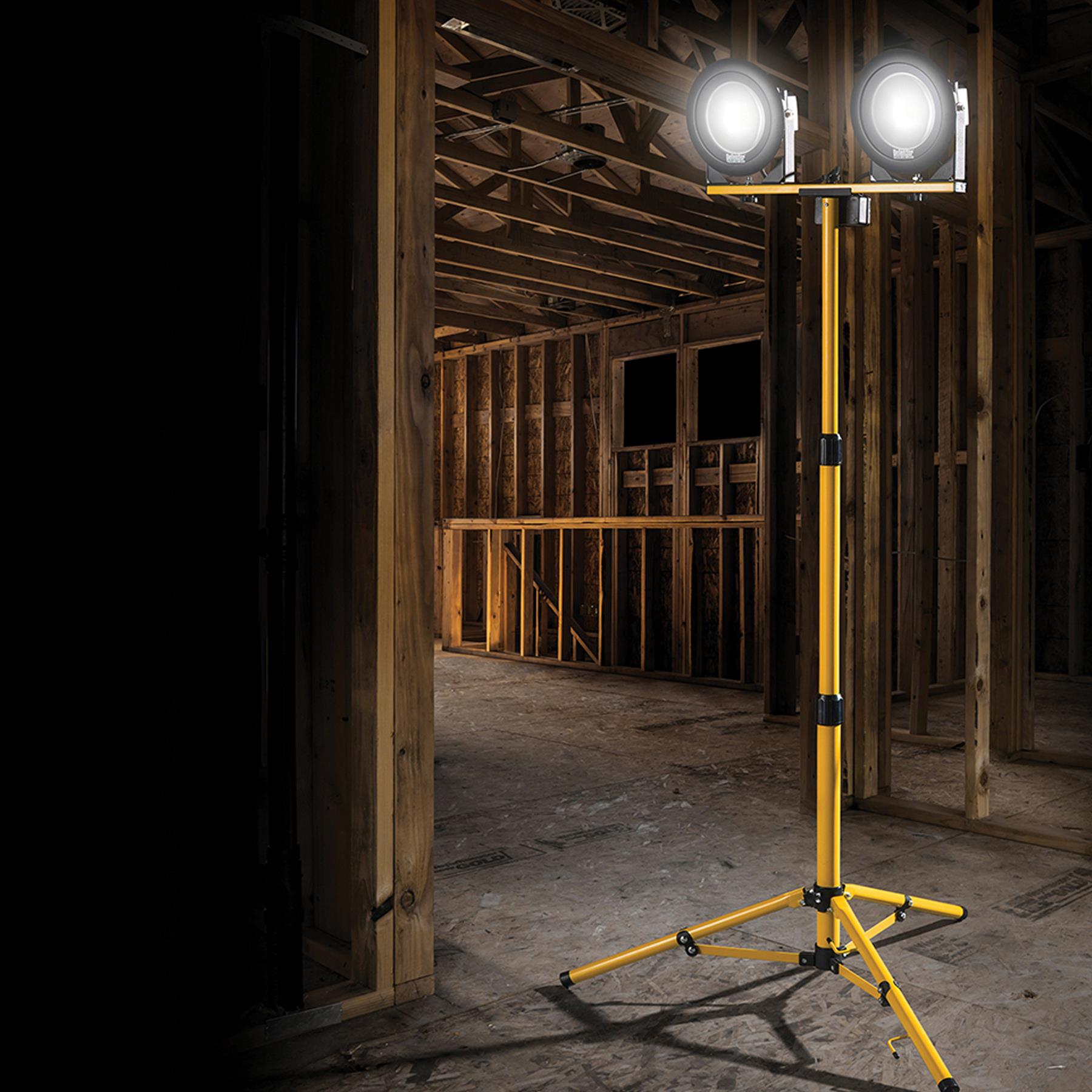 Defender LED Twin Telescopic Tripod Light 13A 240V Shatterproof