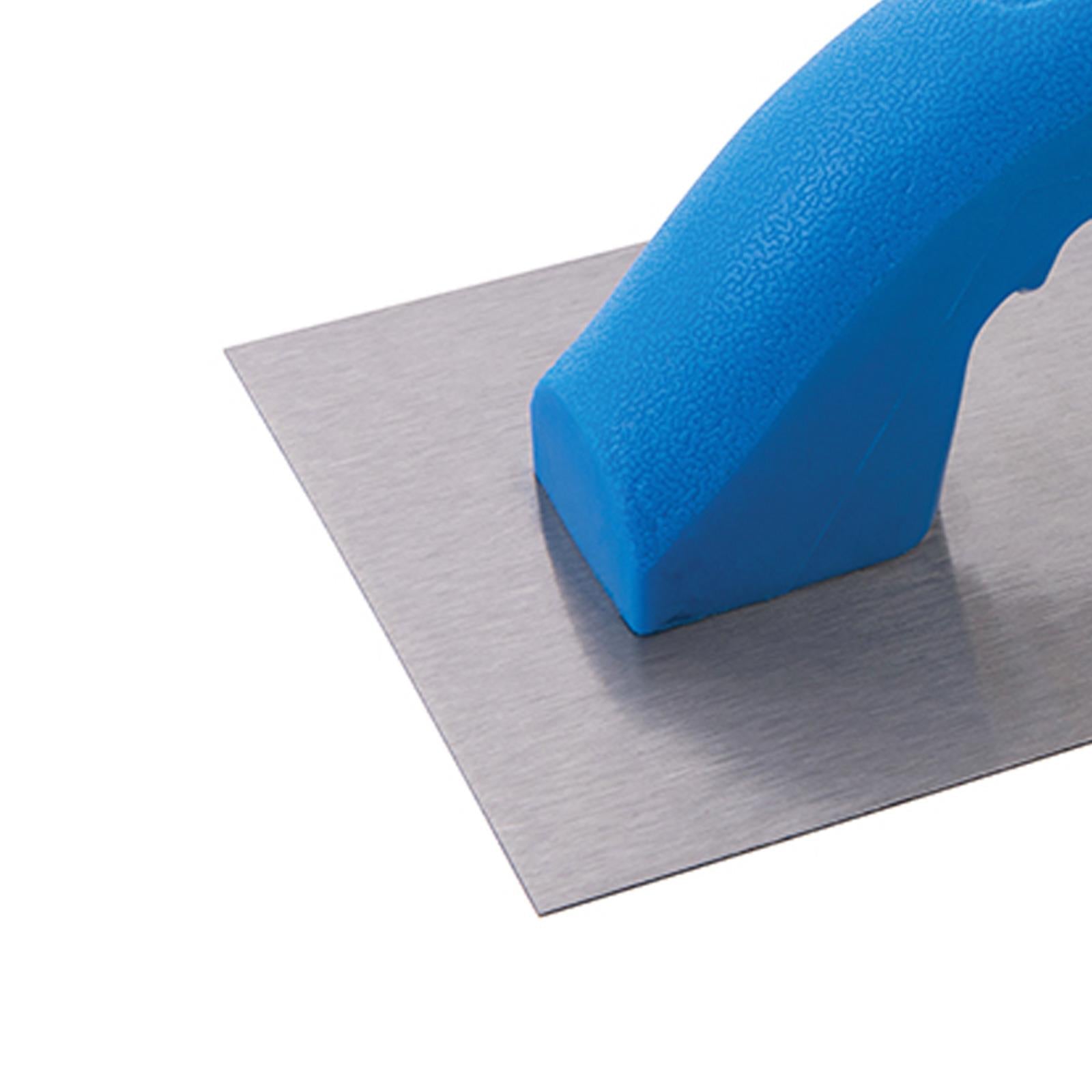 Economy Plastering Trowel 100 x 230mm for small patching jobs around the home