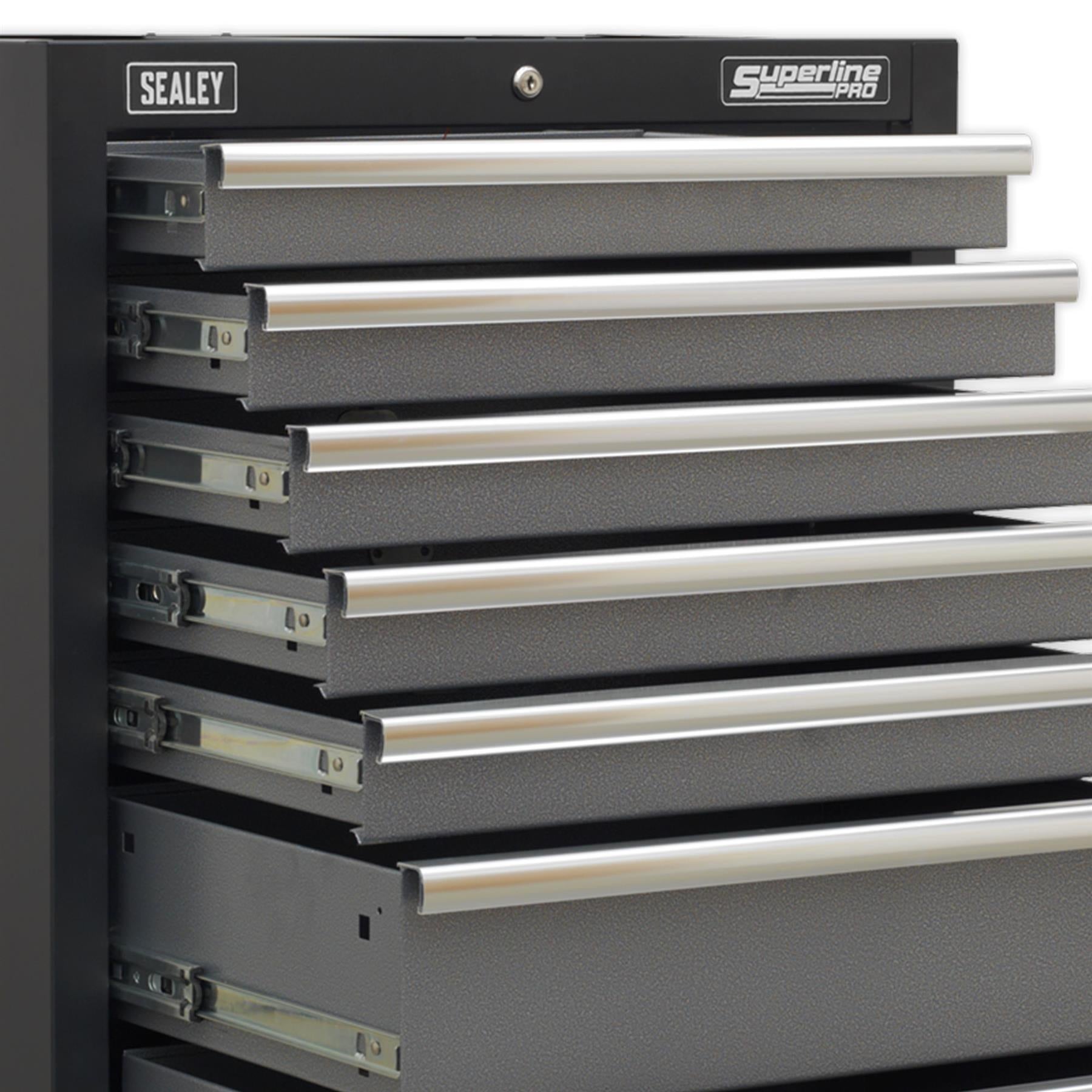 Sealey Modular 7 Drawer Cabinet Aluminium drawer pulls. 680mm