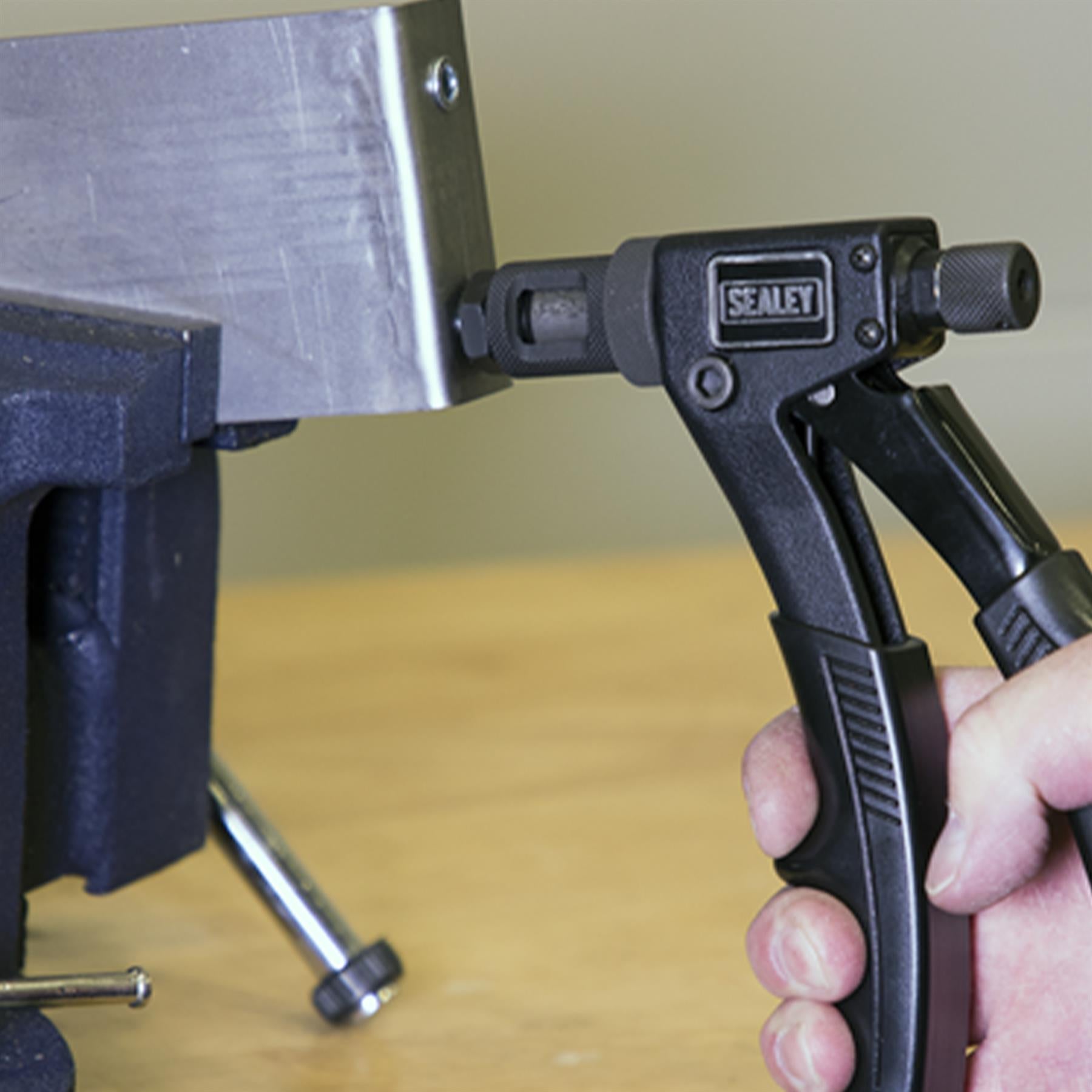 Sealey Threaded Nut Riviter Hand Riveters Gun/Tool M3-M6 AK3986