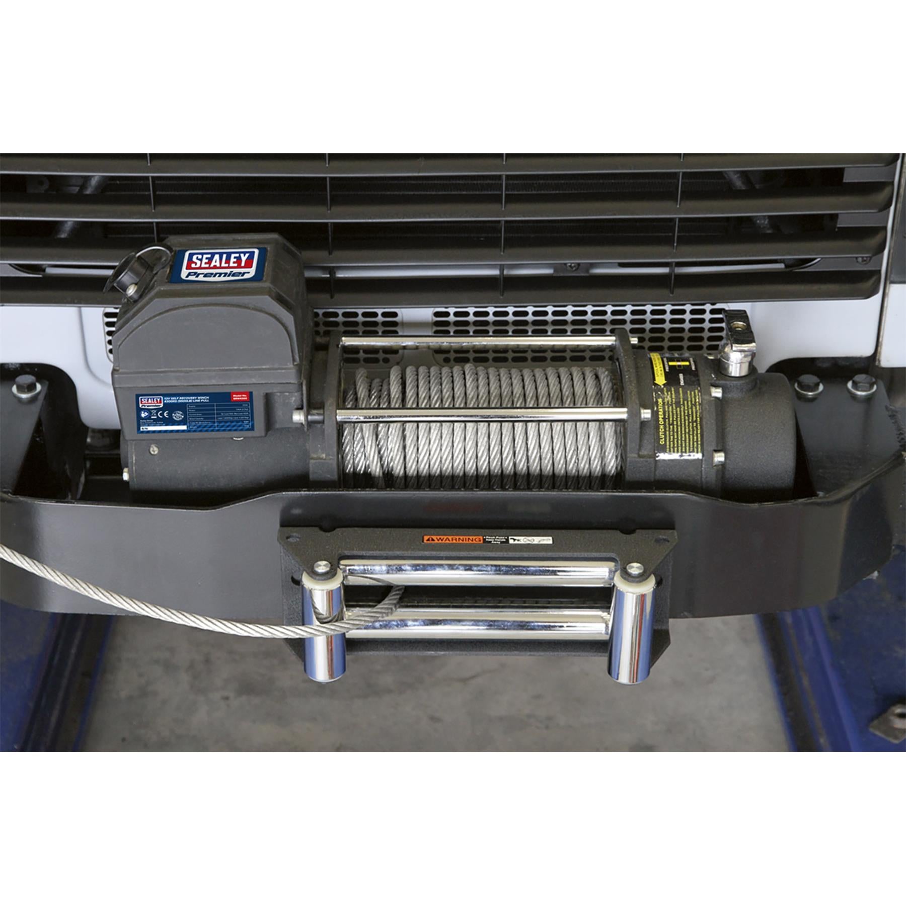 Sealey Self Recovery Winch 4300kg (9500lb) Line Pull 12V