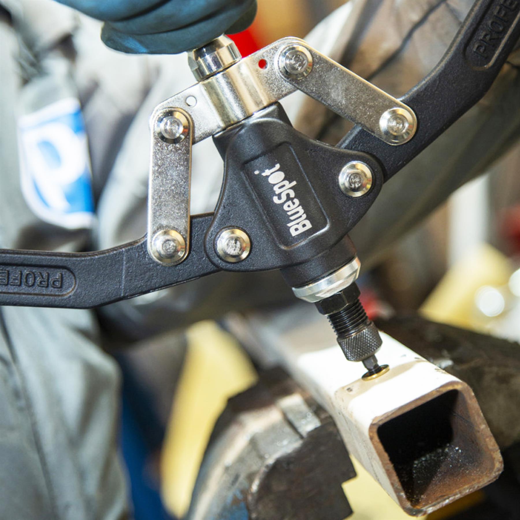 BlueSpot Long Arm Rivet 3.2-6.4 And Nut Riveter M4-M10 Gun Tool Set