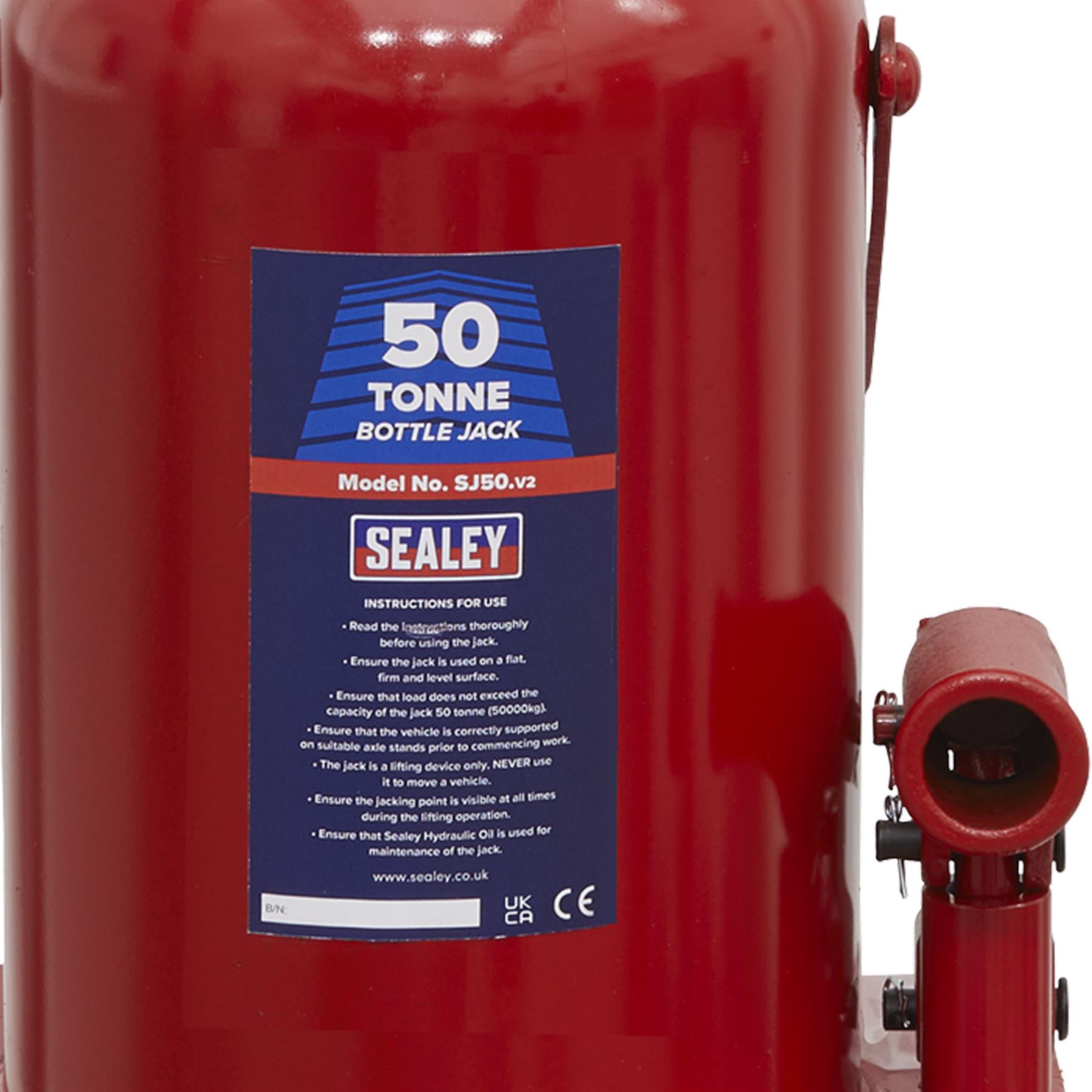 Sealey Bottle Jack 50tonne Supplied with 2-piece handle