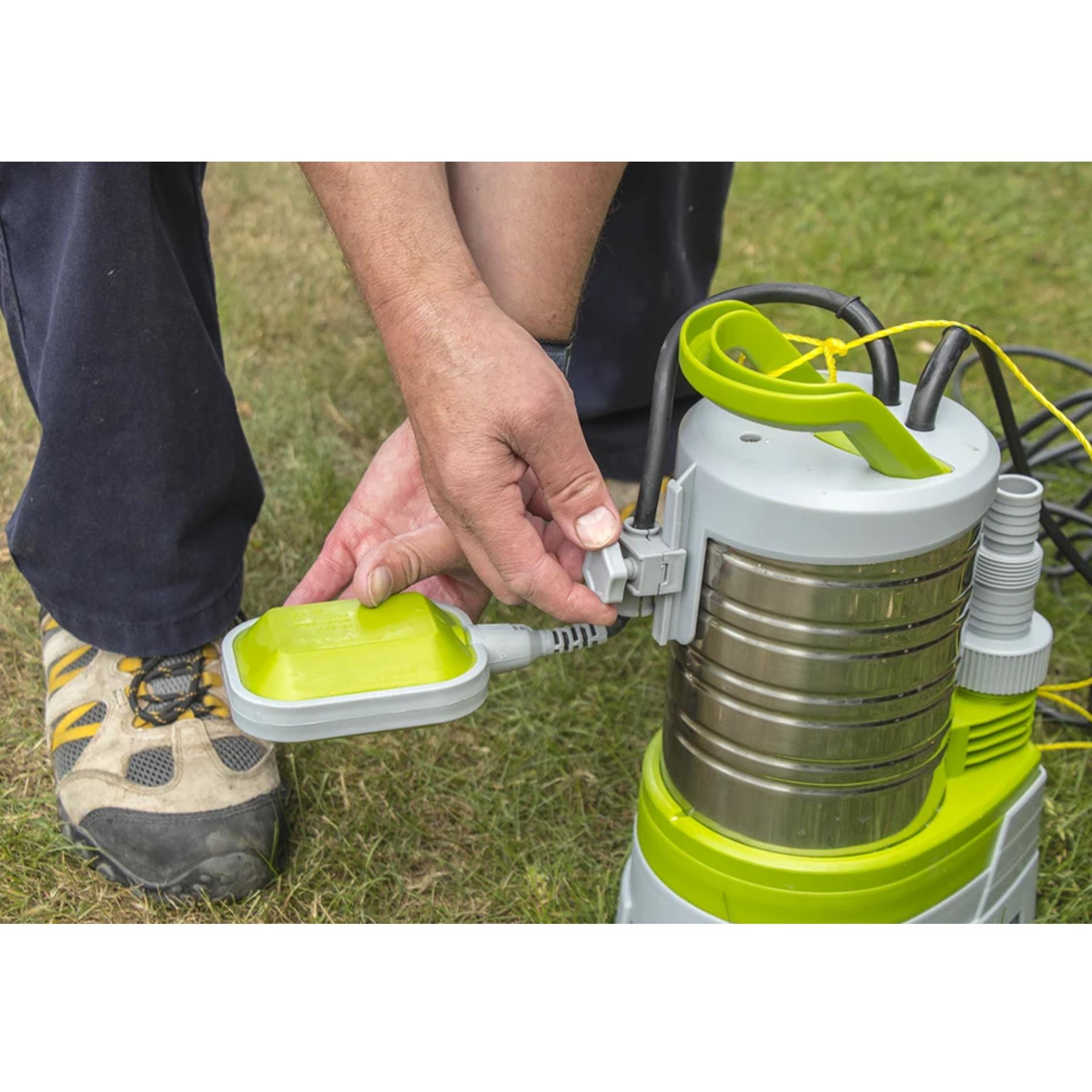 Sealey Submersible Stainless Water Pump Auto Dirty Wtr 225L/min 230V