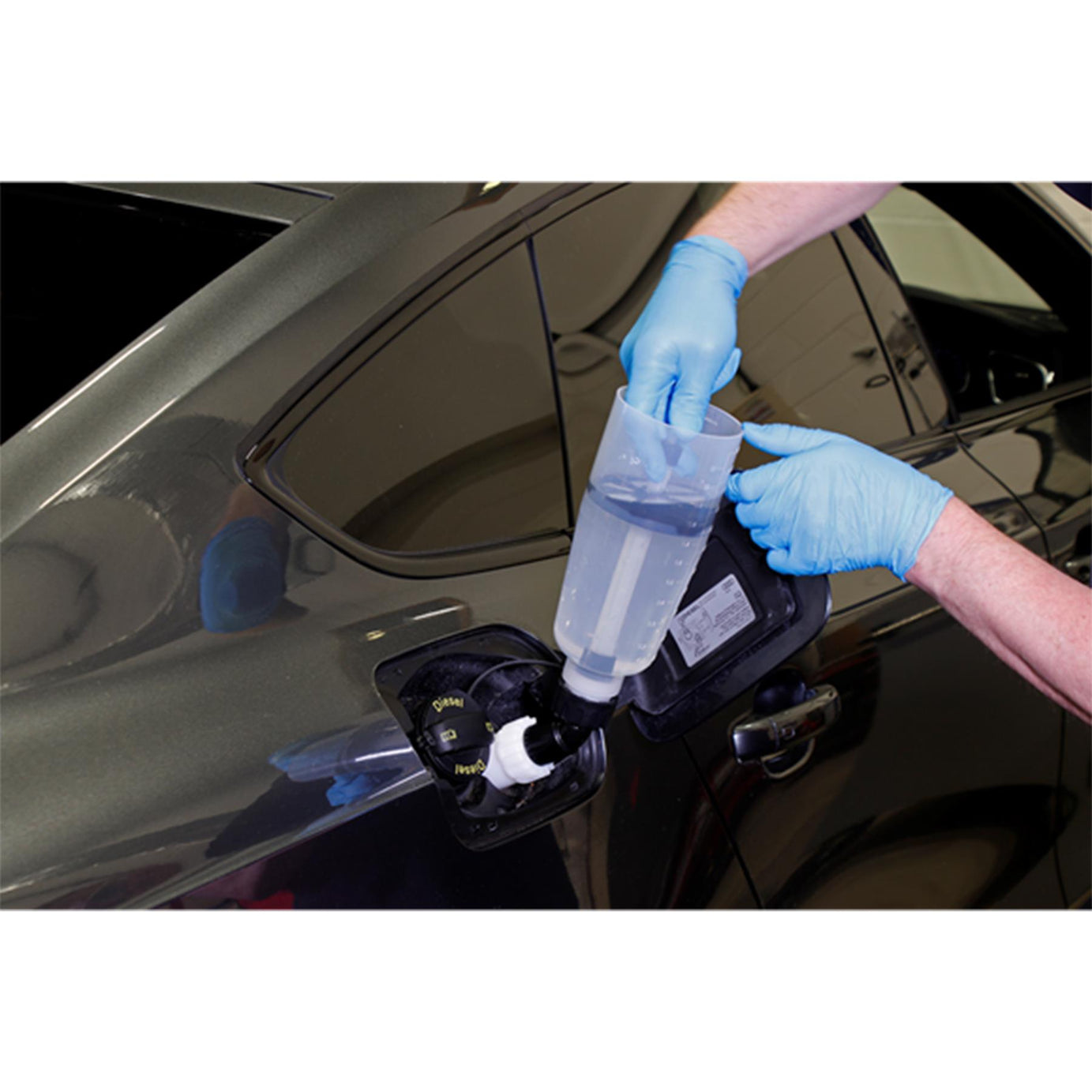 Sealey Angled Filling Funnel Capacity Of 1.1l Automotive Diesel AdBlue®