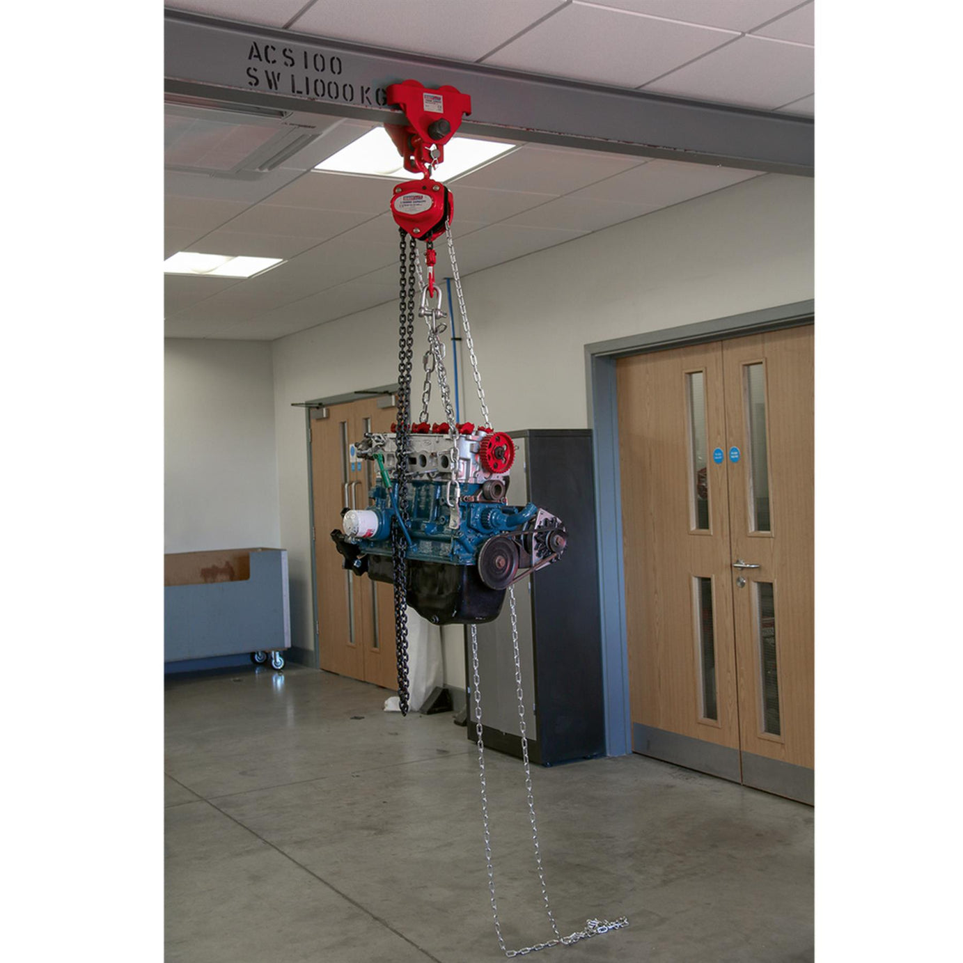 Sealey Chain Block 1tonne 2.5m Safety Latches Compact Gear Housing