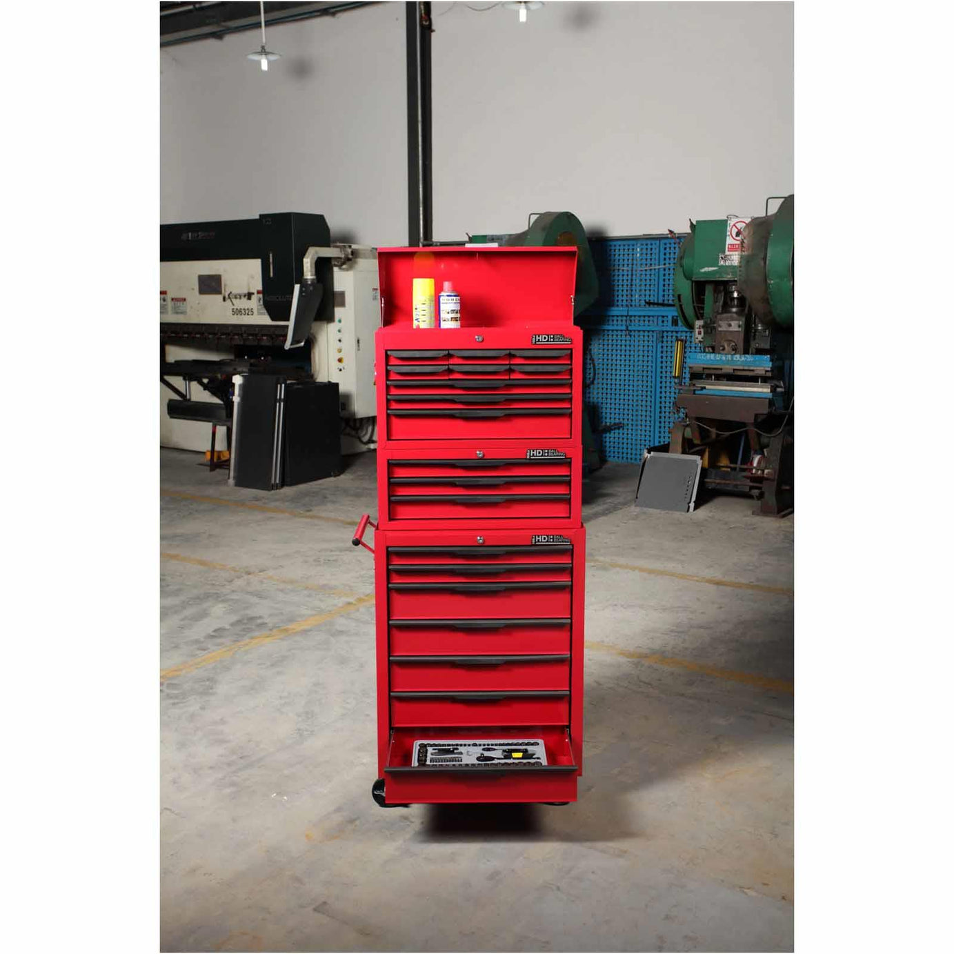 Heavy-Duty 19 Drawer Combination Unit