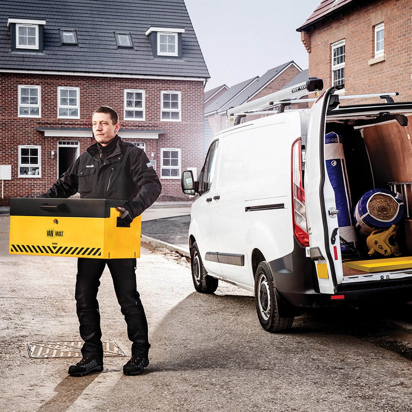 Van Vault Van Vault Mobi with Docking Station 780 x 415 x 370mm