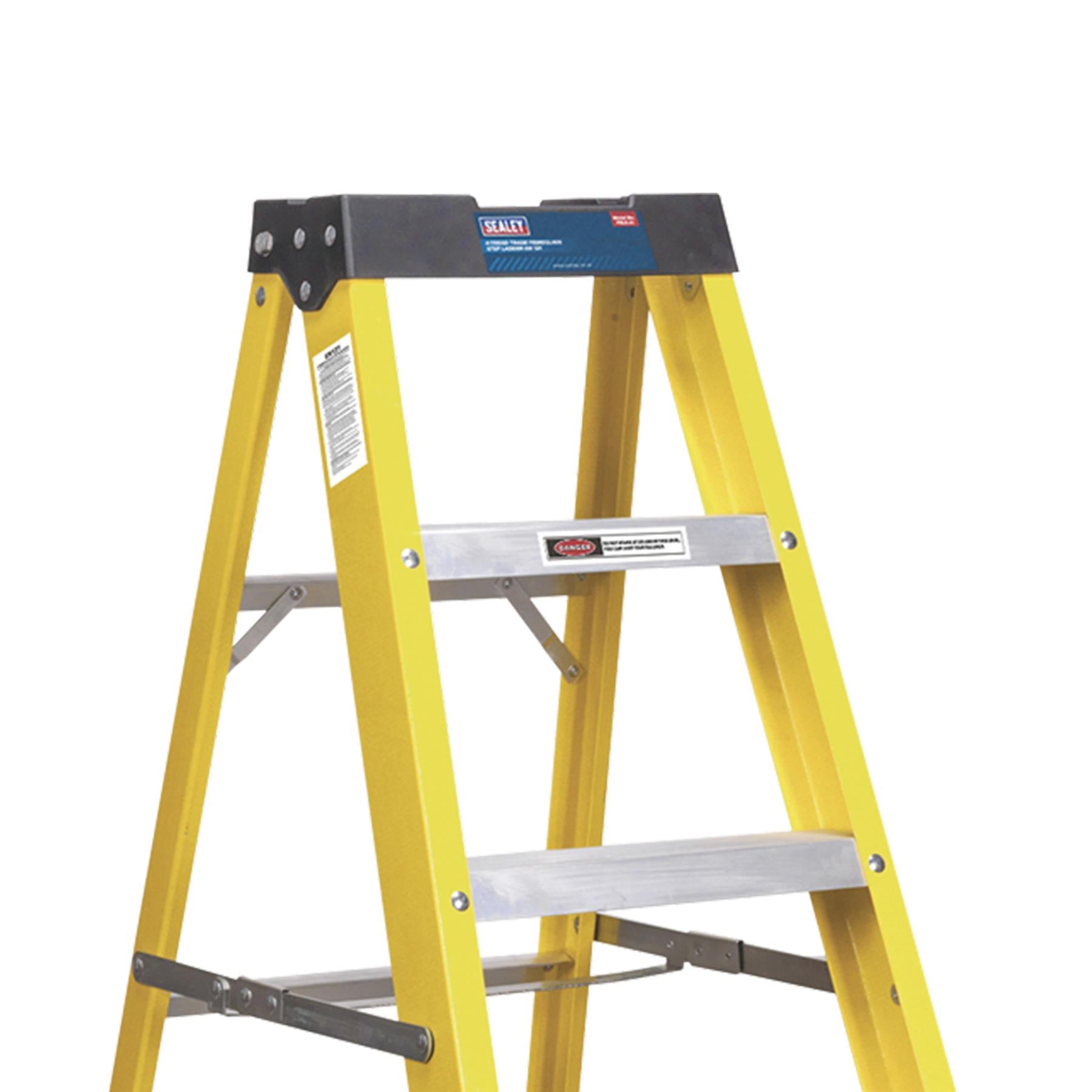 Sealey Fibreglass Step Ladder 4-Tread EN 131 Lightweight Anti-Slip Feet