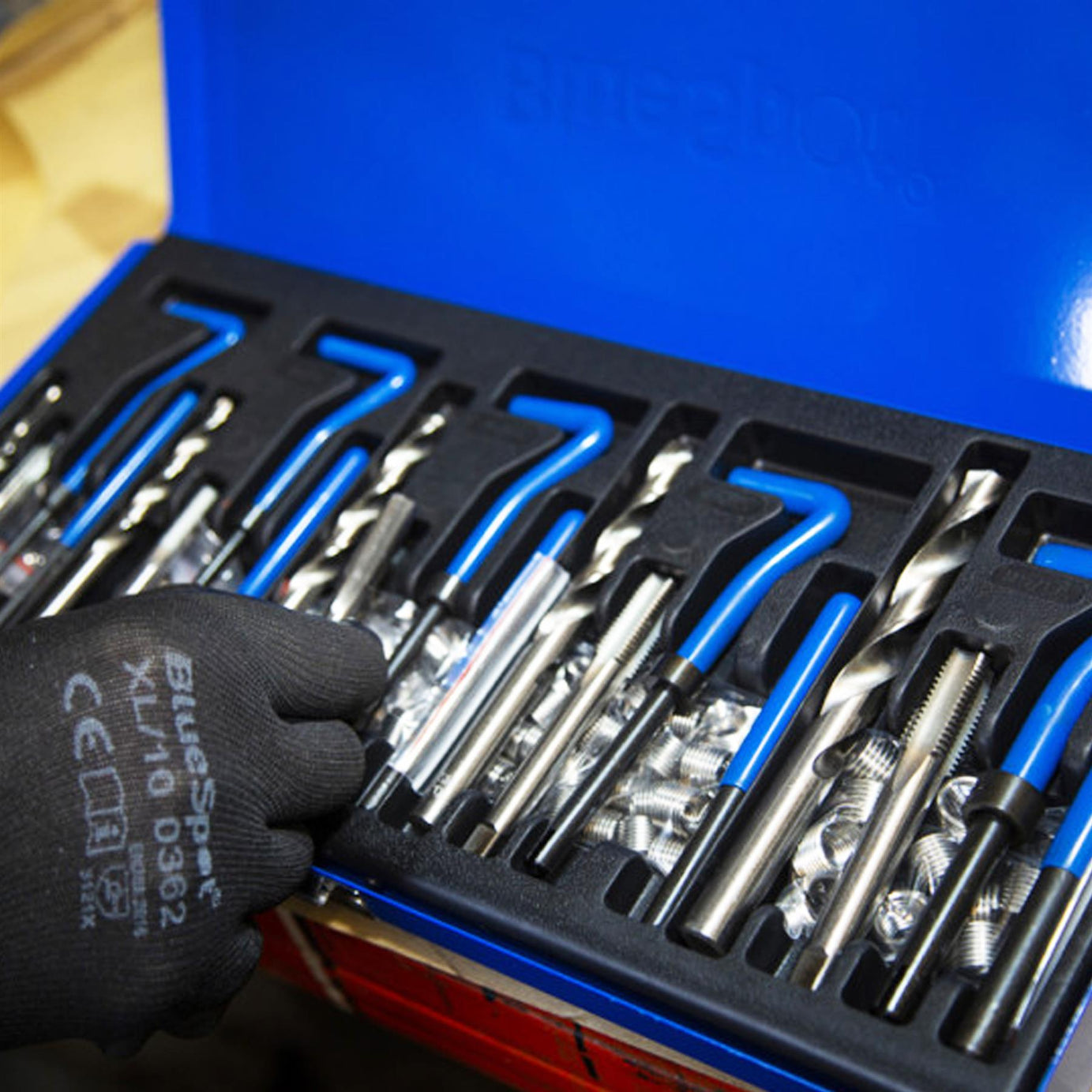 BlueSpot 131pc Helicoil Thread Repair Threaded Tool Twist Drill Bit Kit M5 - M12