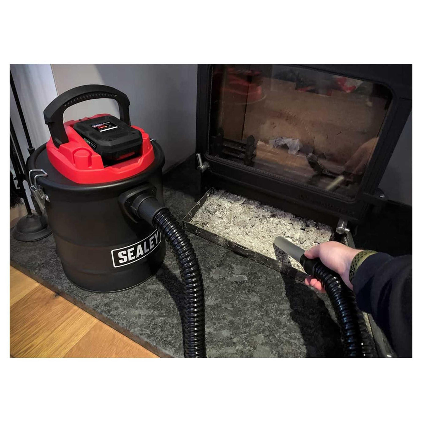 Sealey Handheld Ash Vacuum Cleaner 15L Kit 20V 2Ah SV20 Series