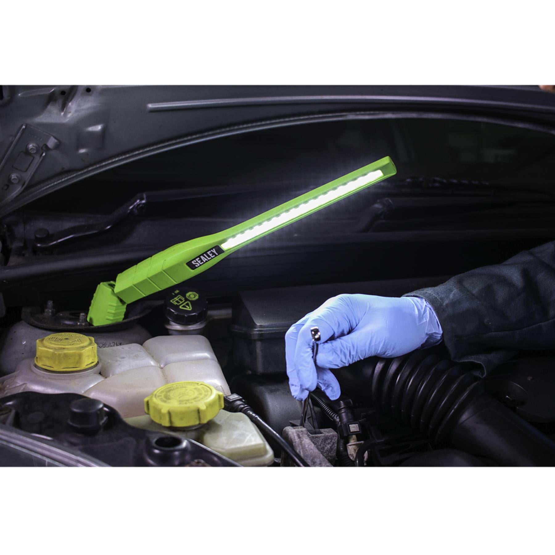 Sealey R/Charge 360 Insp Light 16 SMD & 1W LED Green Lithium-ion