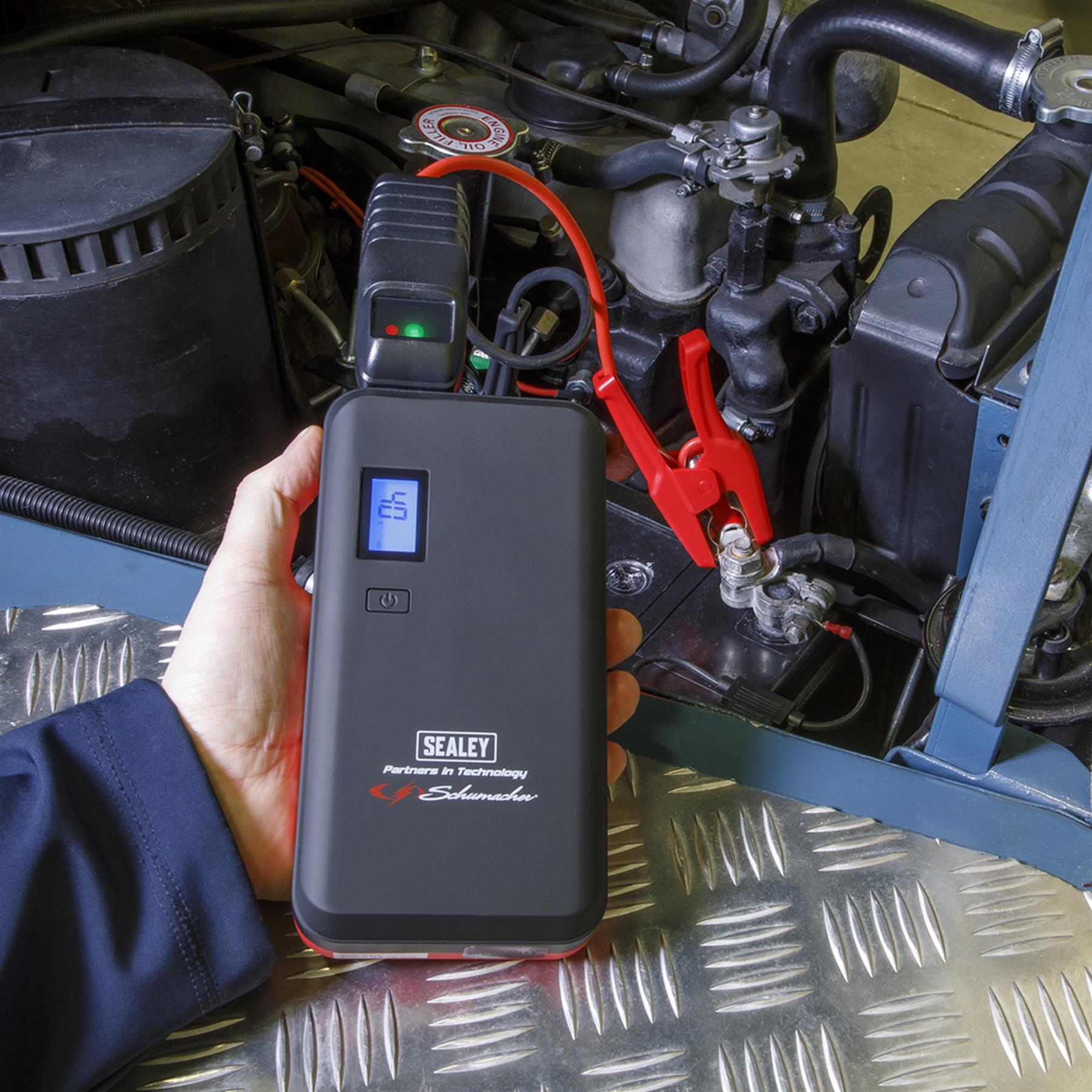 Sealey Schumacher Jump Starter Lithium-ion Power Pack 1000A