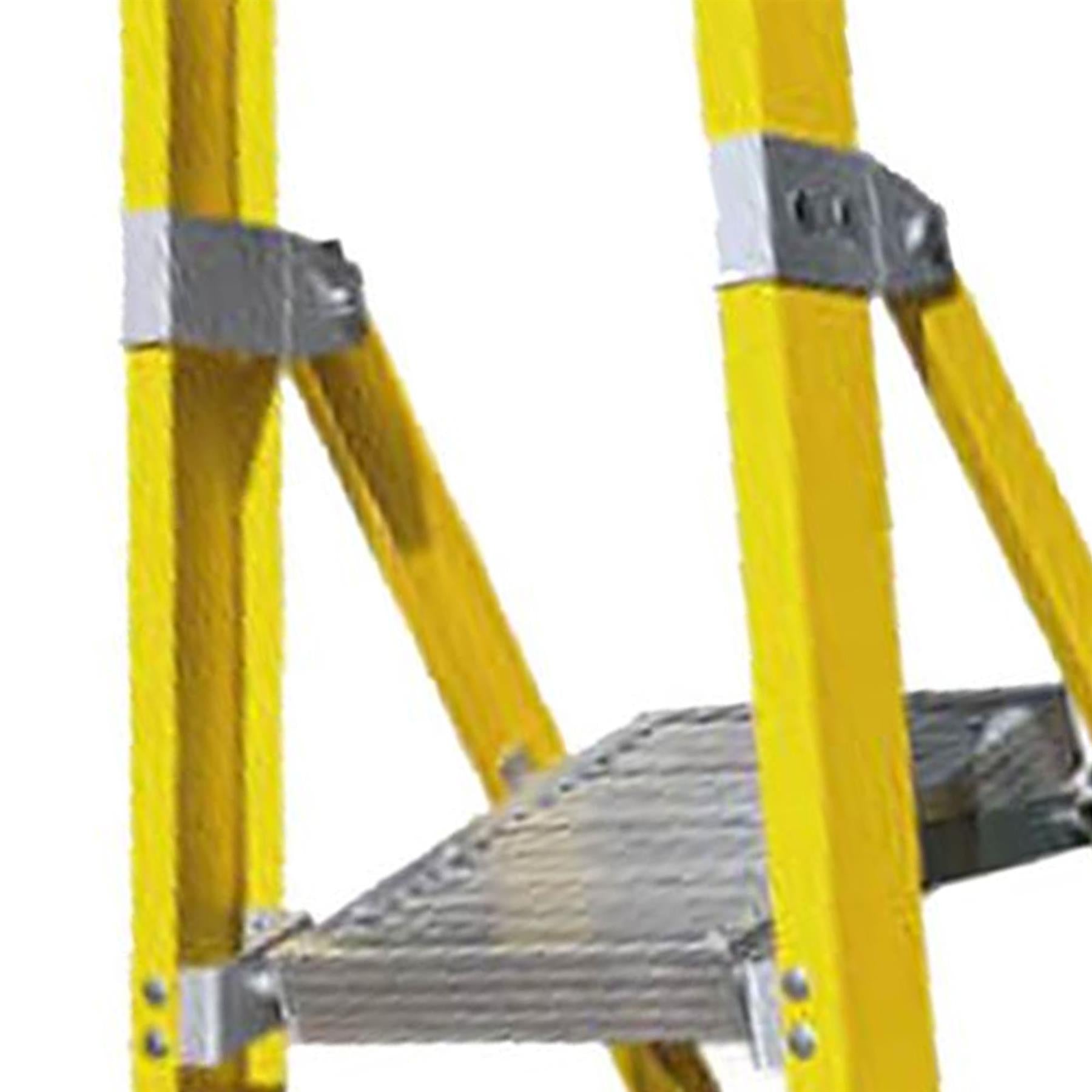 Dapetz PRO 4 Tread GRP Fibreglass Platform Step Ladder 1.72m, 150 Kg, Made In UK