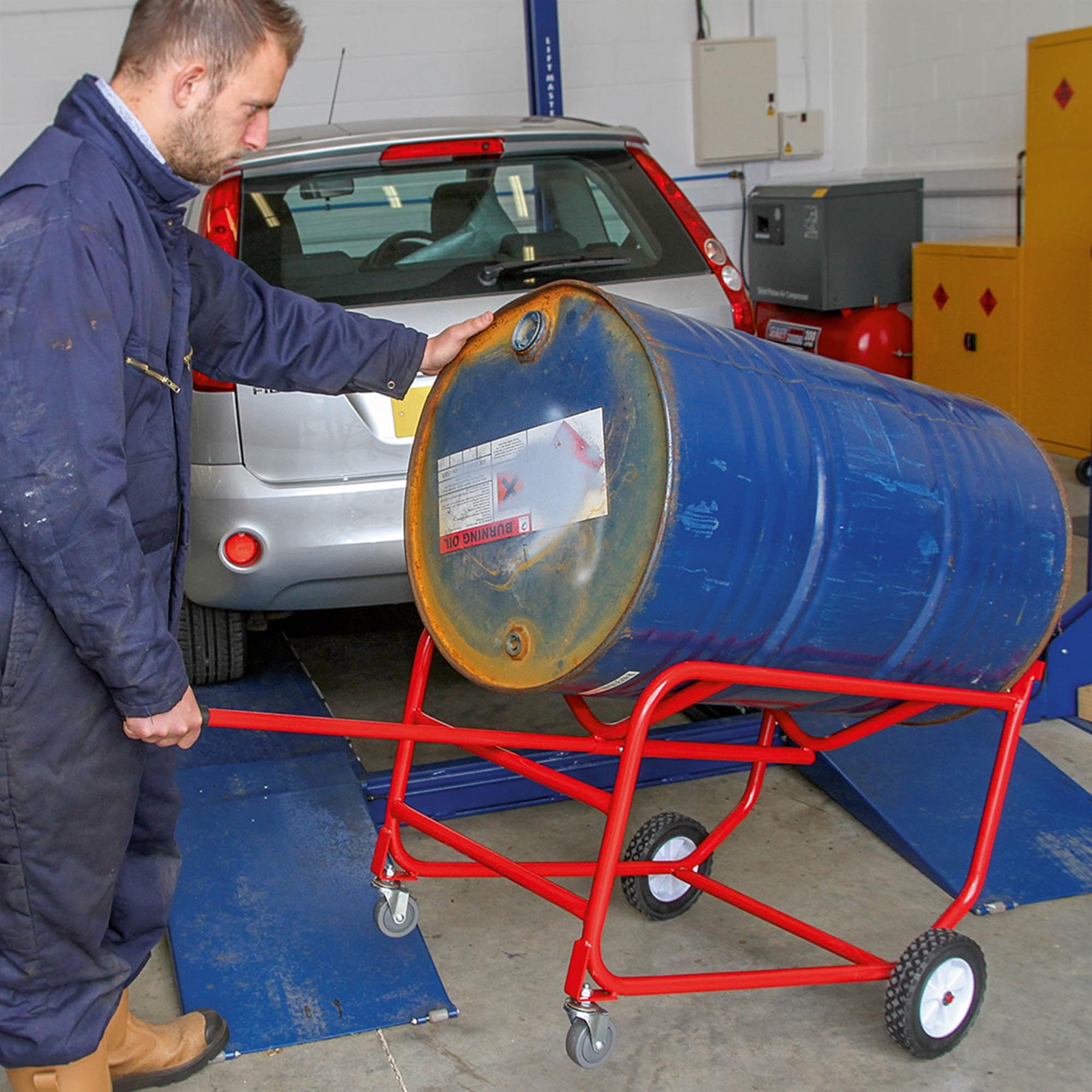 Sealey Drum Stillage Mobile 205L/48gal Allows safe storage