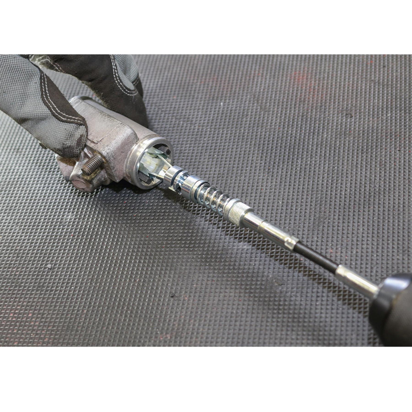 Cylinder Hone Twin Leg Ø20-64mm 1-1/8" Medium Stones Sealey