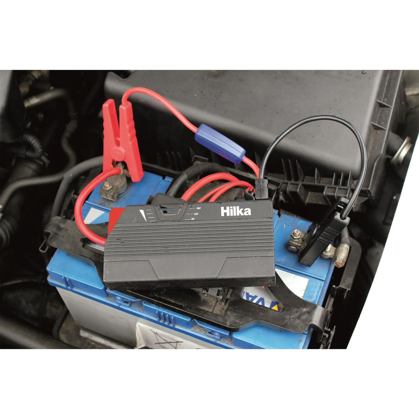 Compact 400 Amp Jump Starter Power Bank