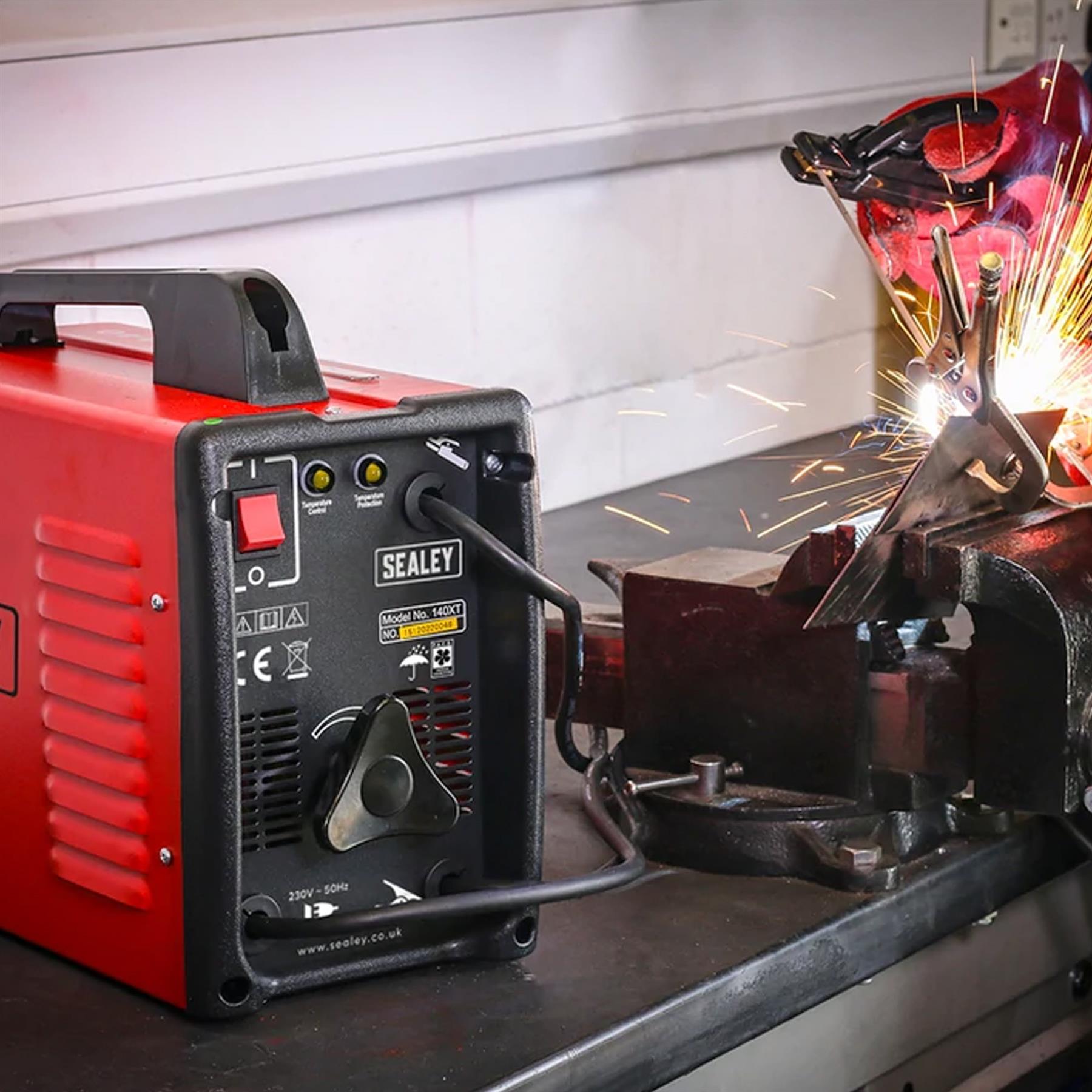 Sealey Arc Welder 140A with Accessory Kit