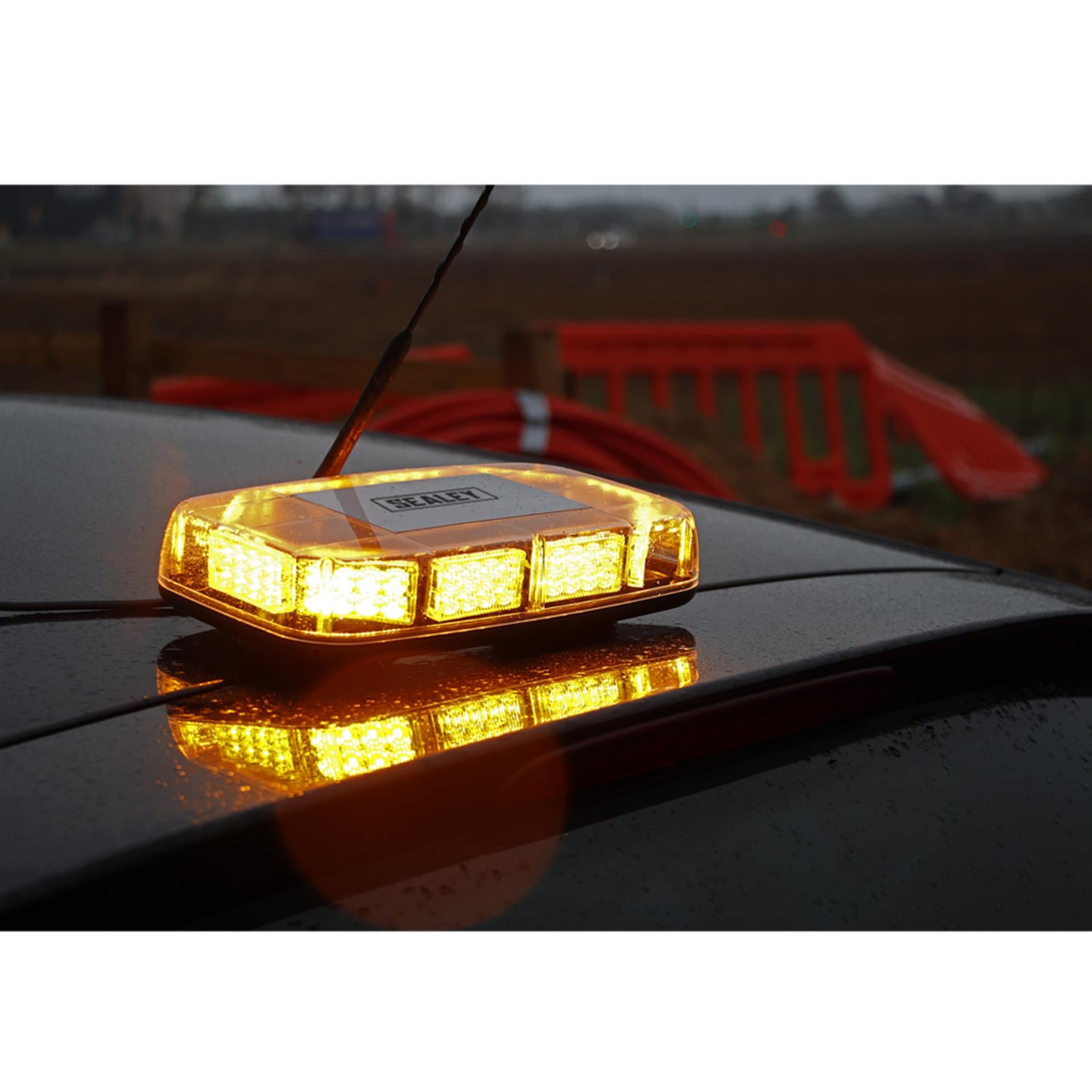 Sealey Mini Light Bar 80 LED 12/24V Magnetic Base