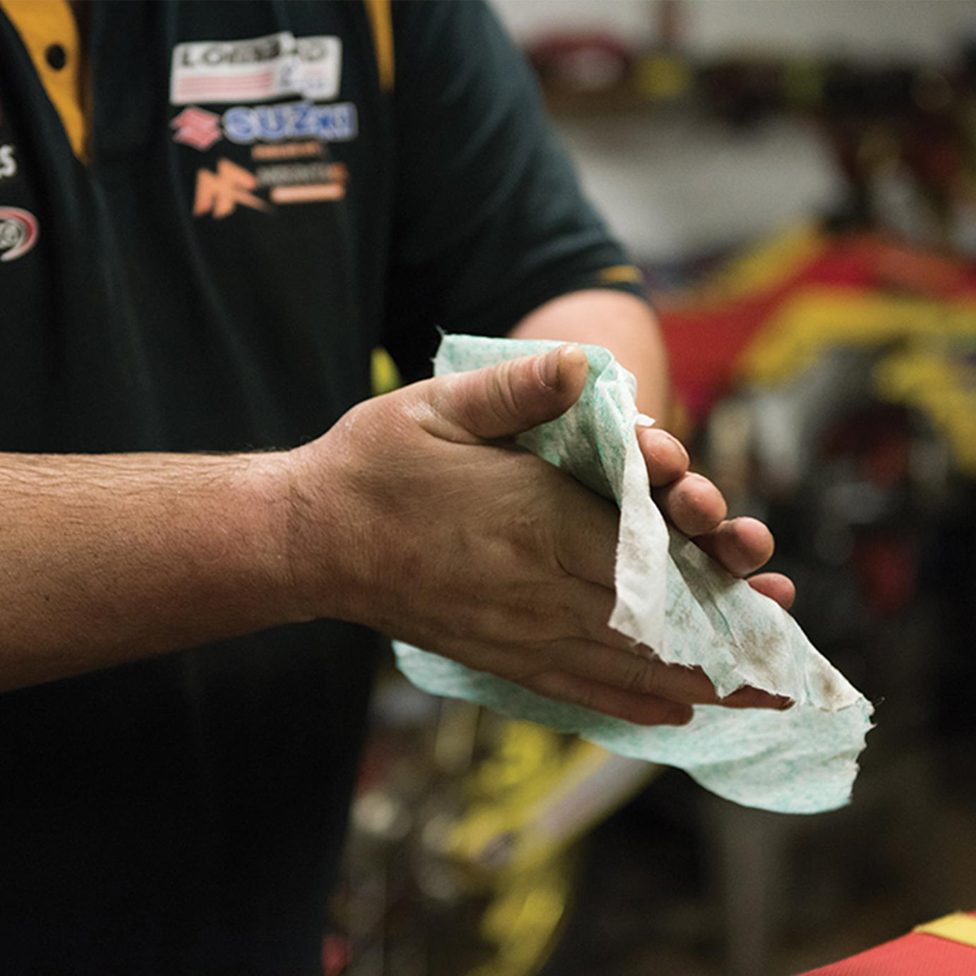 6 x Heavy Duty Tough Abrasive Wipes 75pk Bigger And Tougher Than Regular Wipes