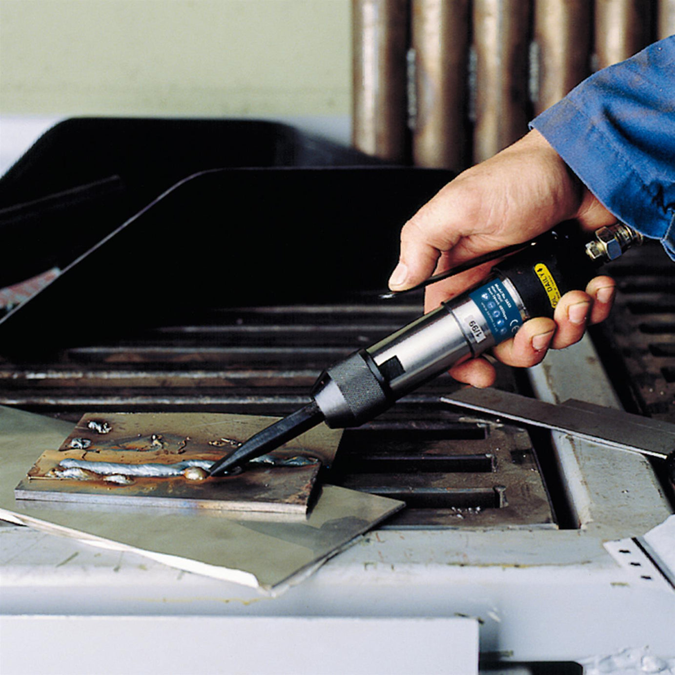 Sealey Air Needle Scaler/Flux Chipper 32mm Stroke SA52