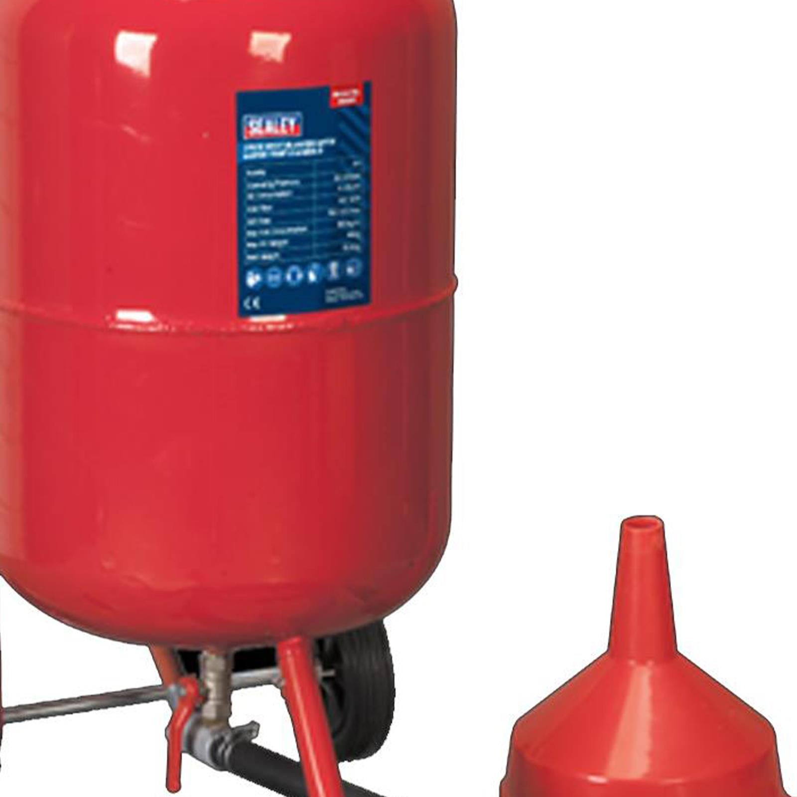 Sealey SB997 Shot Grit Sand Blaster Blasting With Gun Water Trap & Wheels 37L
