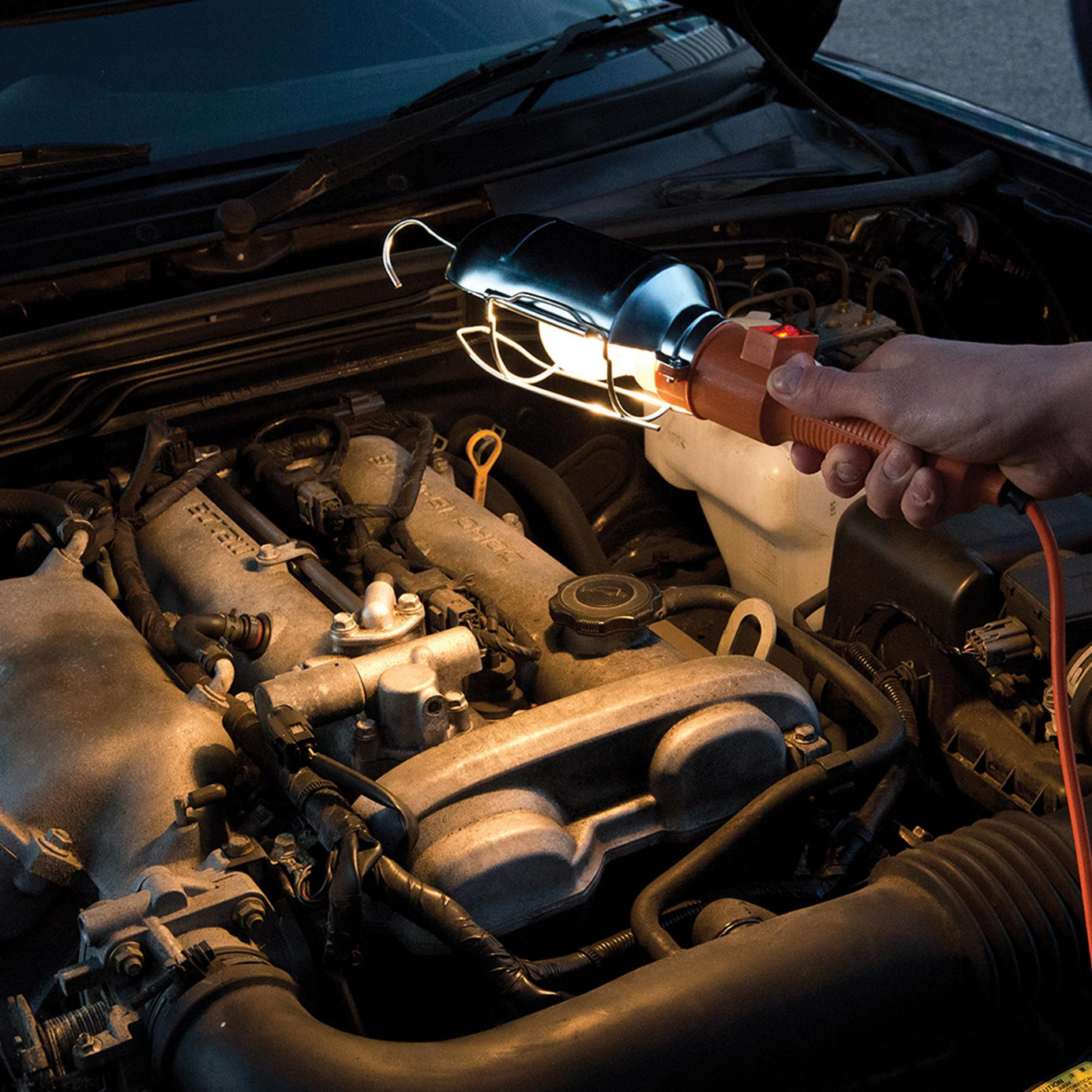 Portable Work Light Inspection Lamp 60W 240V Protective Cage Length 400mm