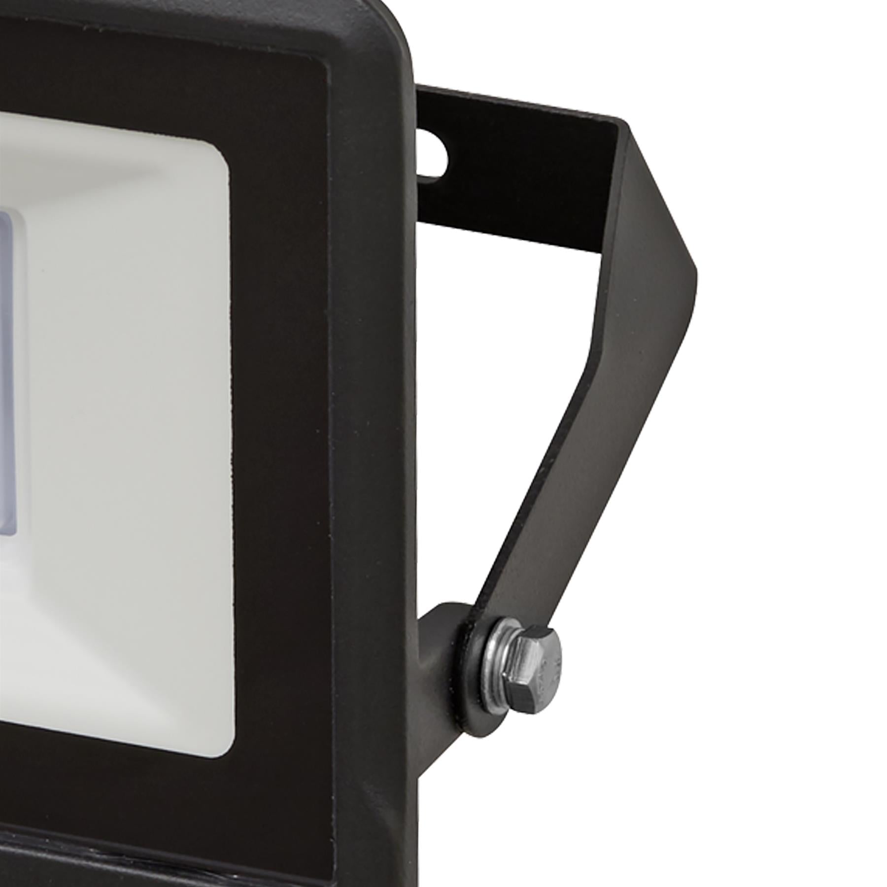 Sealey Extra Slim Floodlight with PIR Sensor 20W SMD LED