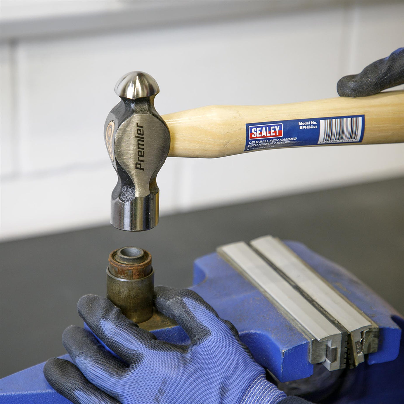 Sealey Ball Pein Hammer 1.5lb Hickory Shaft