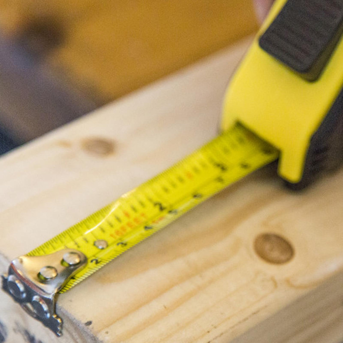 BlueSpot Self-Lock Tape Measure 5m With Magnetic Hook 16Ft Soft Grip Measuring Tools