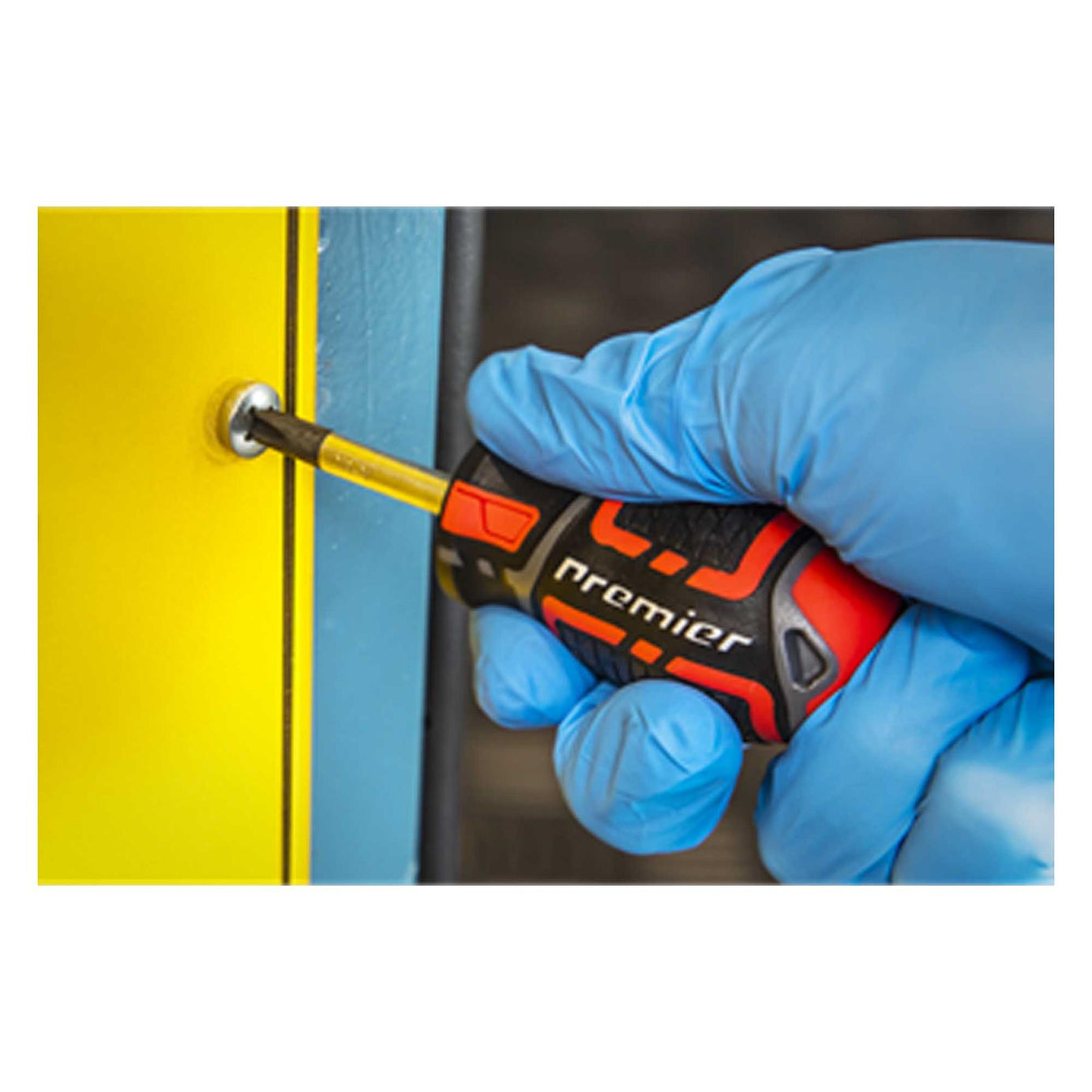 Sealey Screwdriver & Bit Set 33pc GripMAX� - Hi-Vis