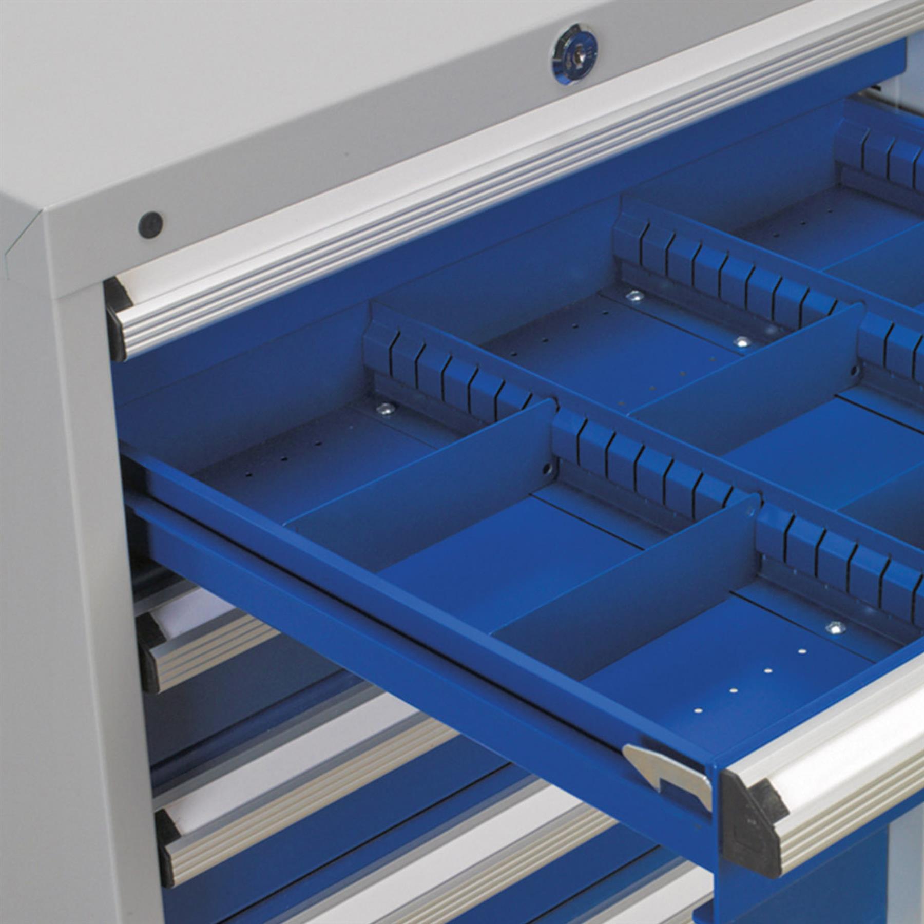 Sealey Cabinet Industrial 5 Drawer with a safety locking catch