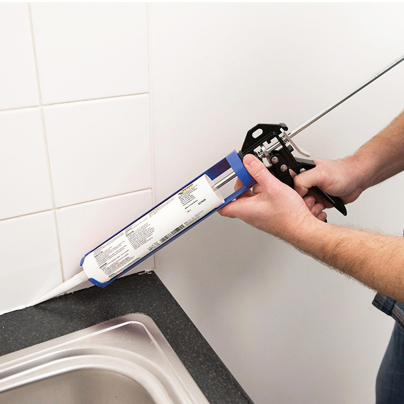Rotating Caulking Gun 300Ml easy application of sealant plunger & release clip
