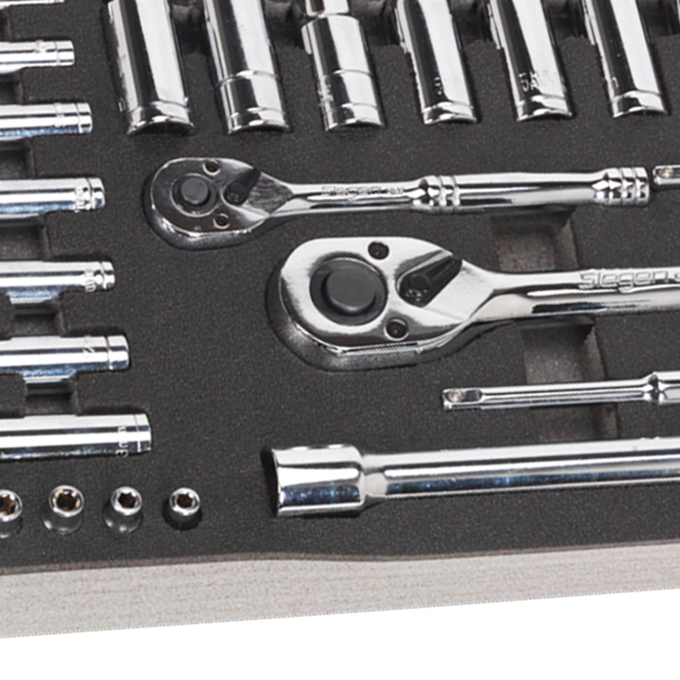 Sealey Tool Tray with Socket Set 62pc 1/4" & 1/2"Sq Drive Metric